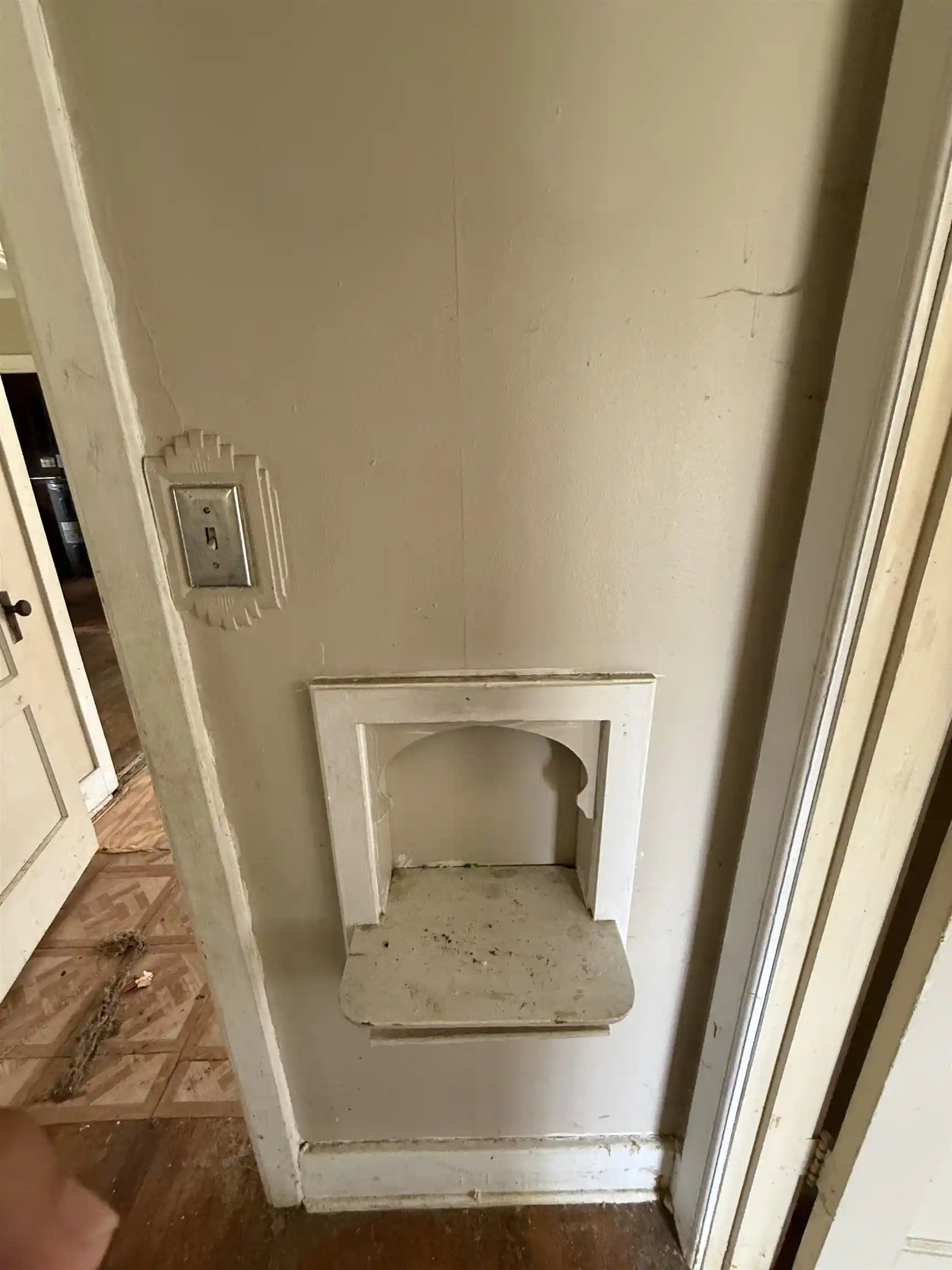 Photo 4 of Sale Pending at 66 E Rollins Rd, Memphis, TN 38109 | MLS# 10218354 | Listing updated on 2026-05-13