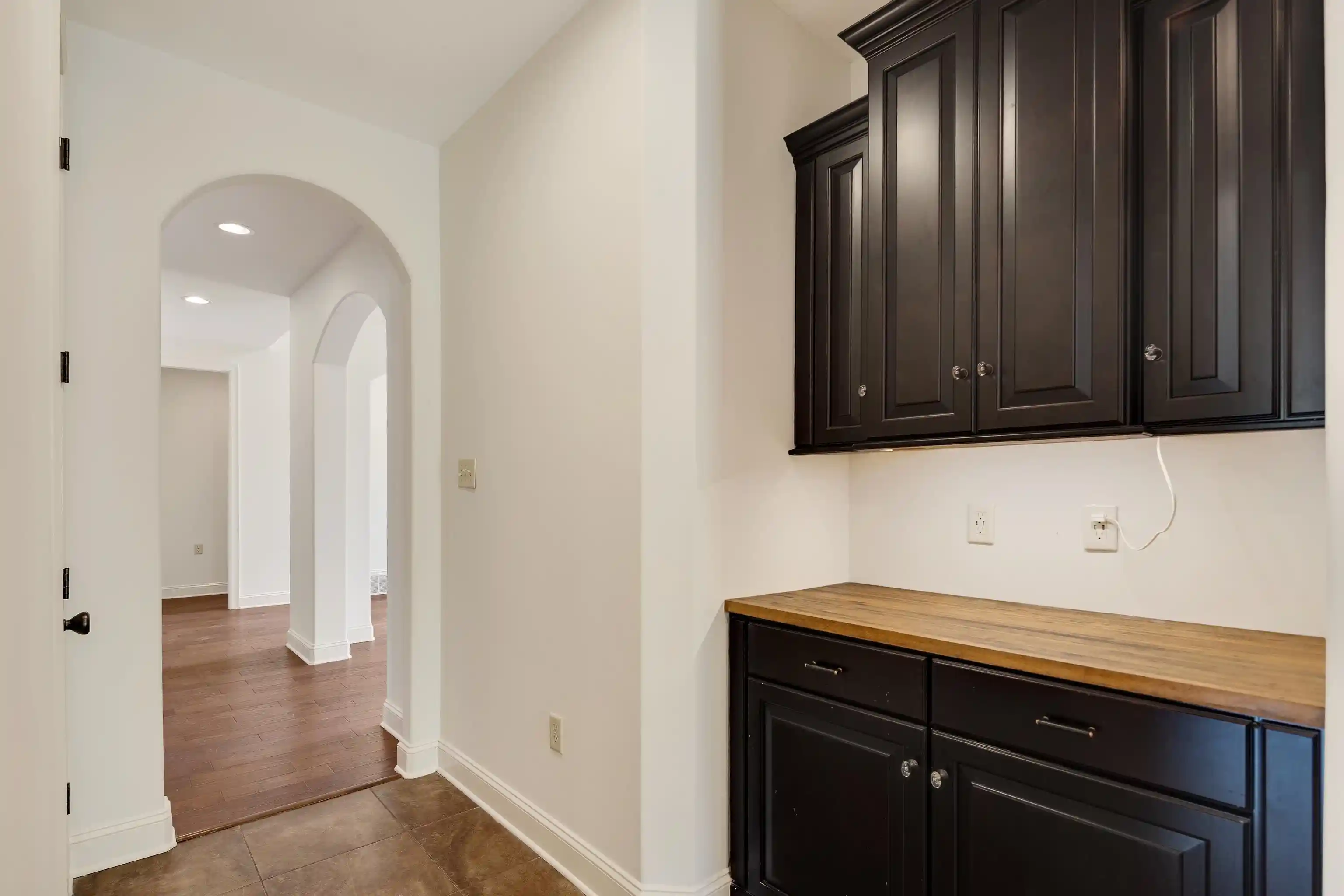 Photo 3 of Sale Pending at 779 Fletcher Rd, Collierville, TN 38017 | MLS# 10218404 | Listing updated on 2026-06-28