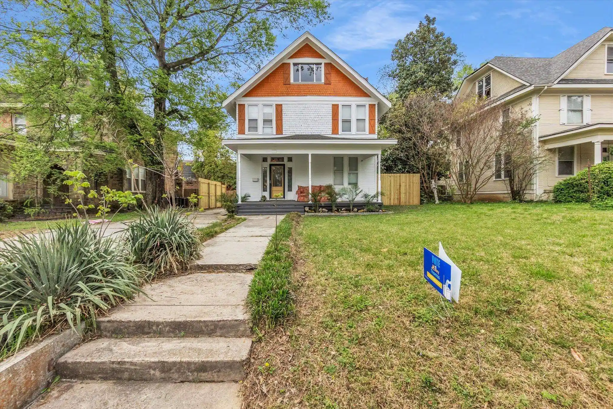 Photo 1 of Single family home for sale at 2031 Central Ave, Memphis, TN 38104 | MLS# 10218478 | Listing updated on 2026-08-17