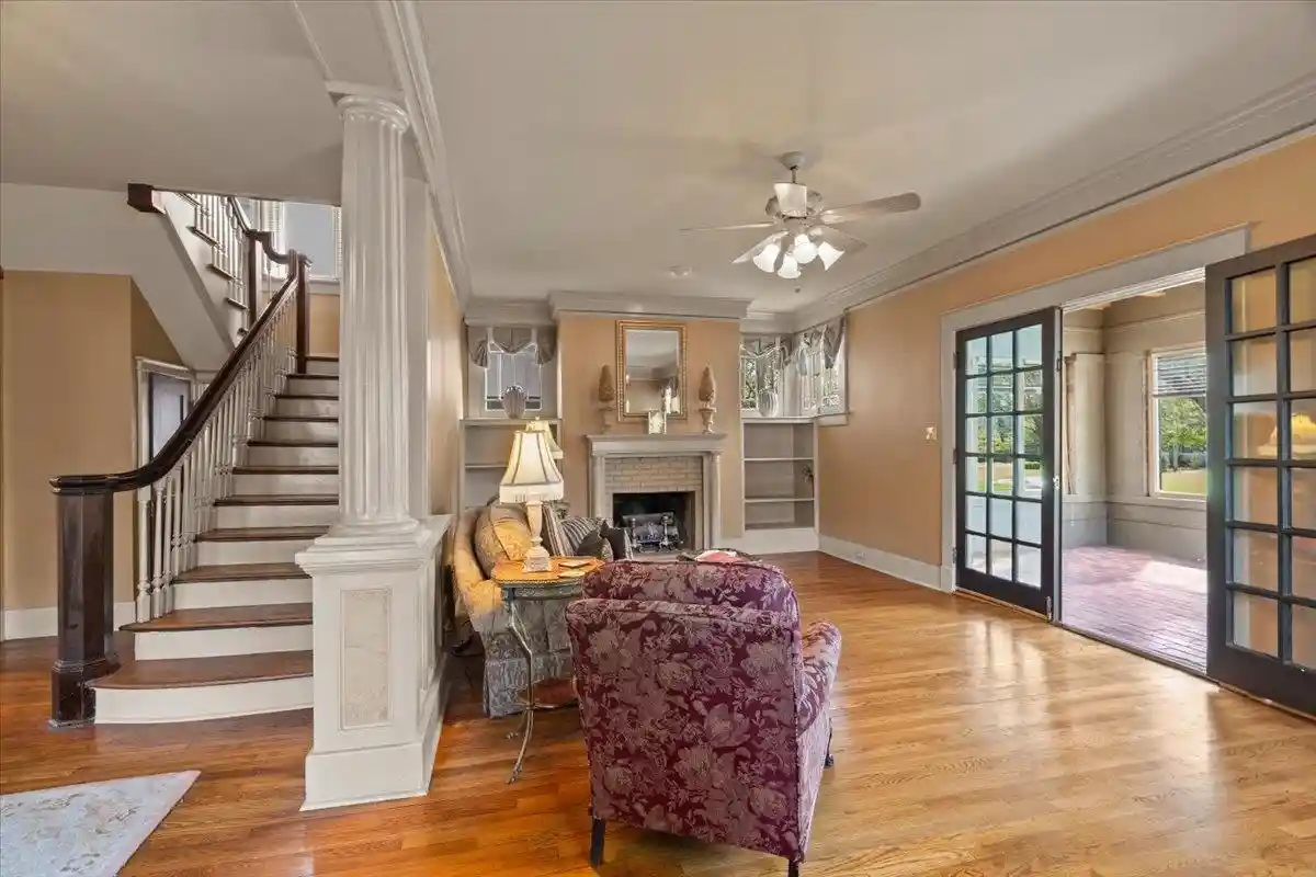 2nd image of 660 S Mclean Blvd, Memphis, TN 38104 | MLS# 10218491