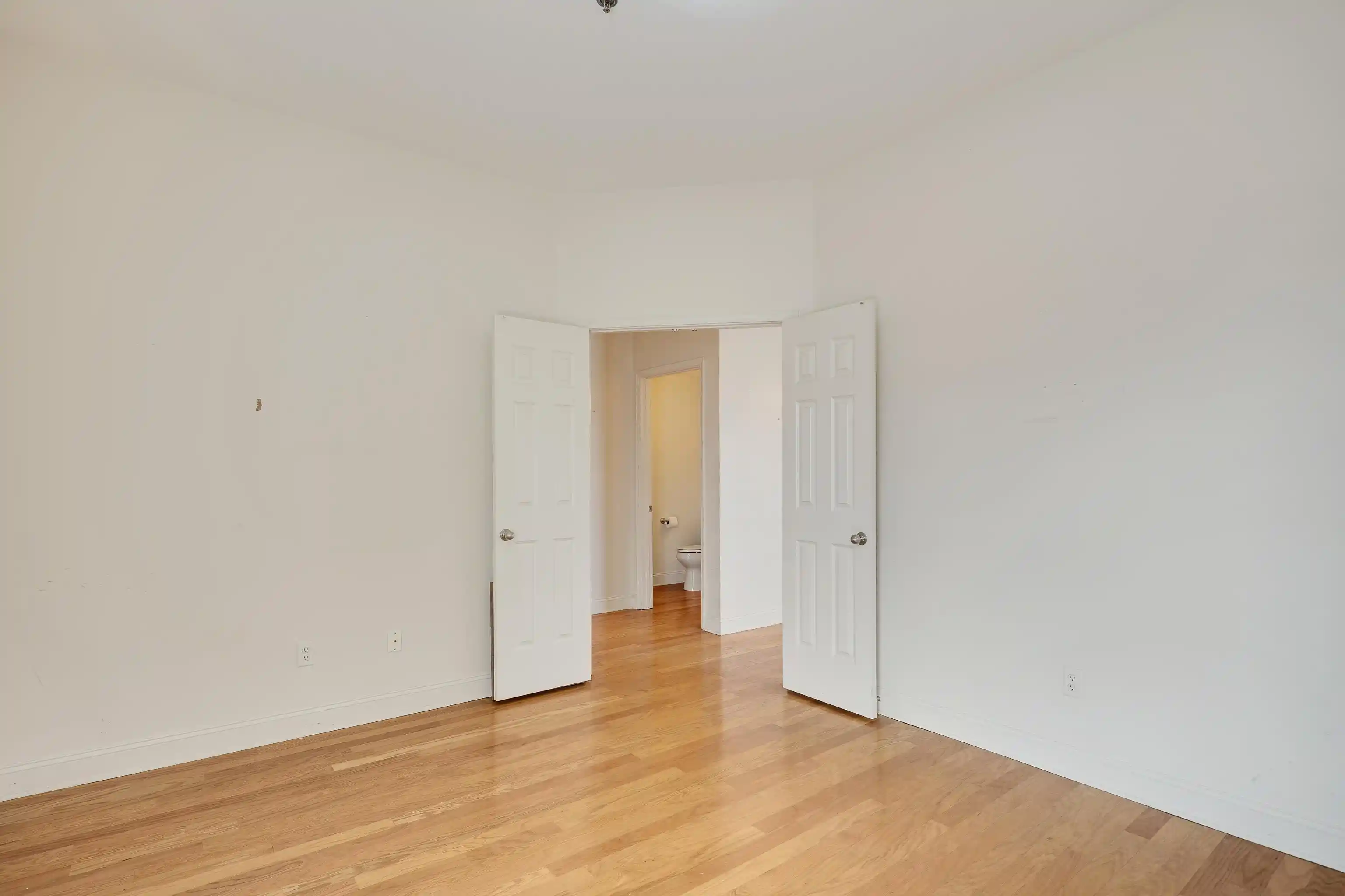 Photo 39 of Condo for sale at 21 Mina Ave #309, Memphis, TN 38103 | MLS# 10218527 | Listing updated on 2026-07-15