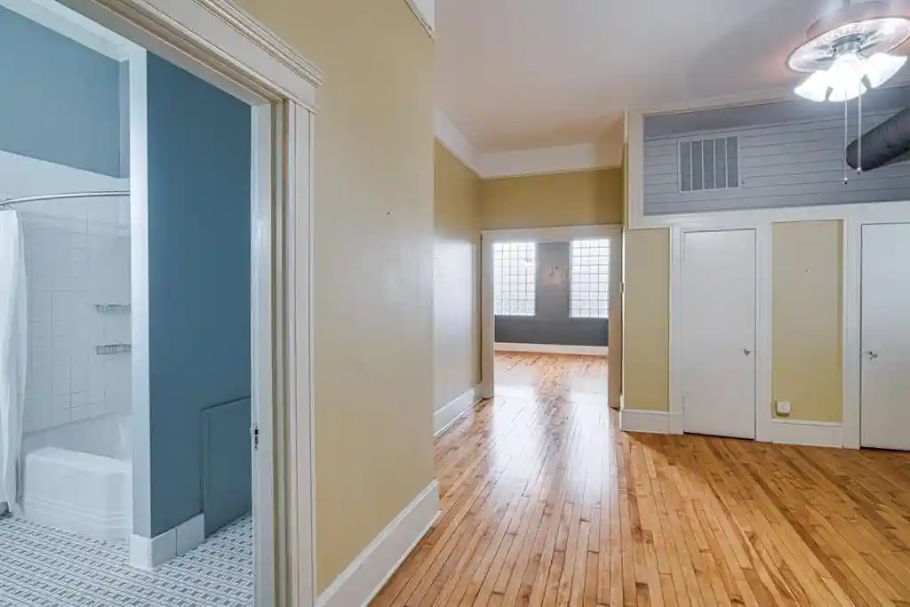 3rd image of 339 Madison Ave, Memphis, TN 38103 | MLS# 10218546