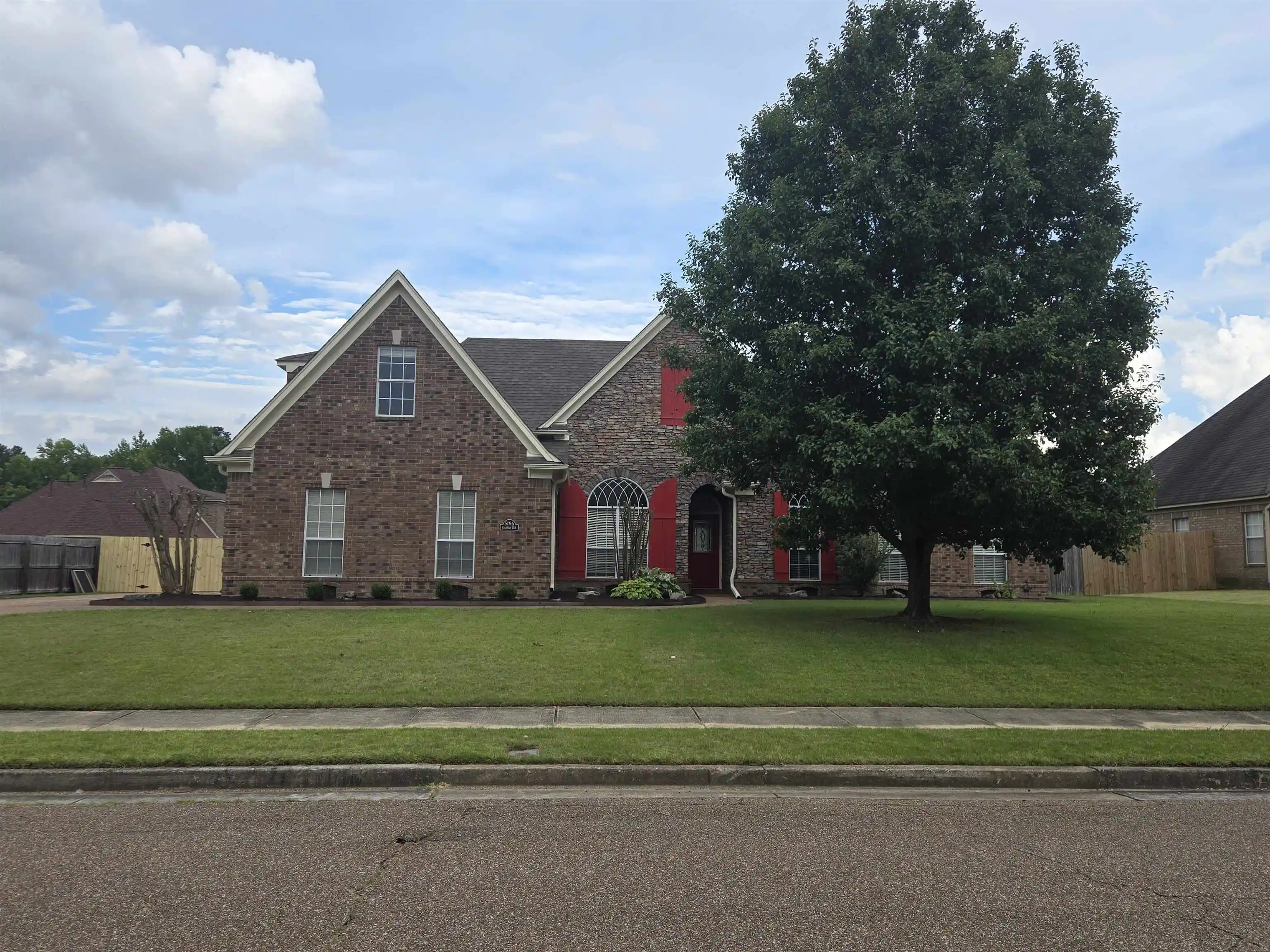 1st image of 5186 Guffin Road Rd, Bartlett, TN 38135 | MLS# 10218593