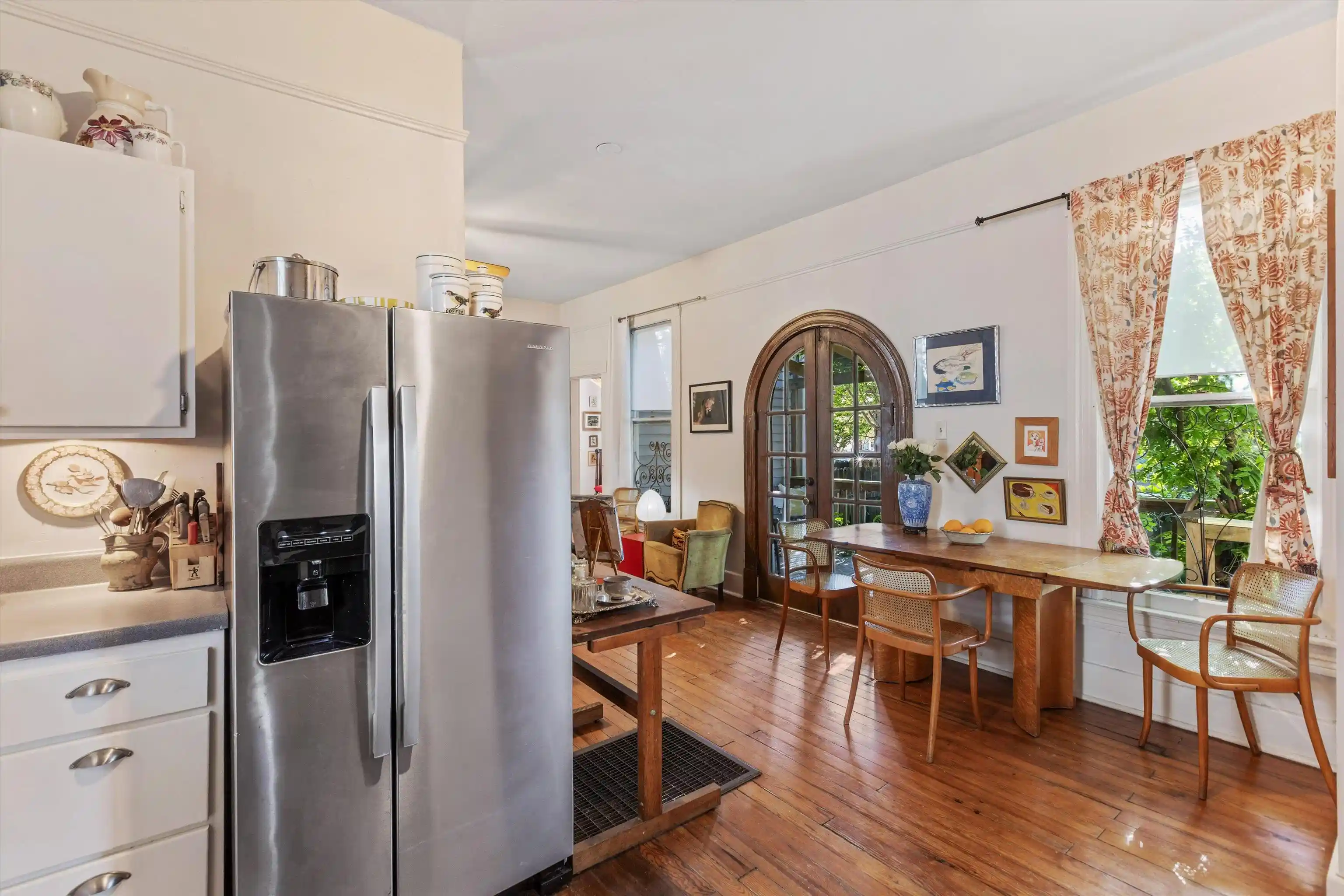 Photo 1 of Single family home for sale at 2094 Carr Ave, Memphis, TN 38104 | MLS# 10218657 | Listing updated on 2026-09-16