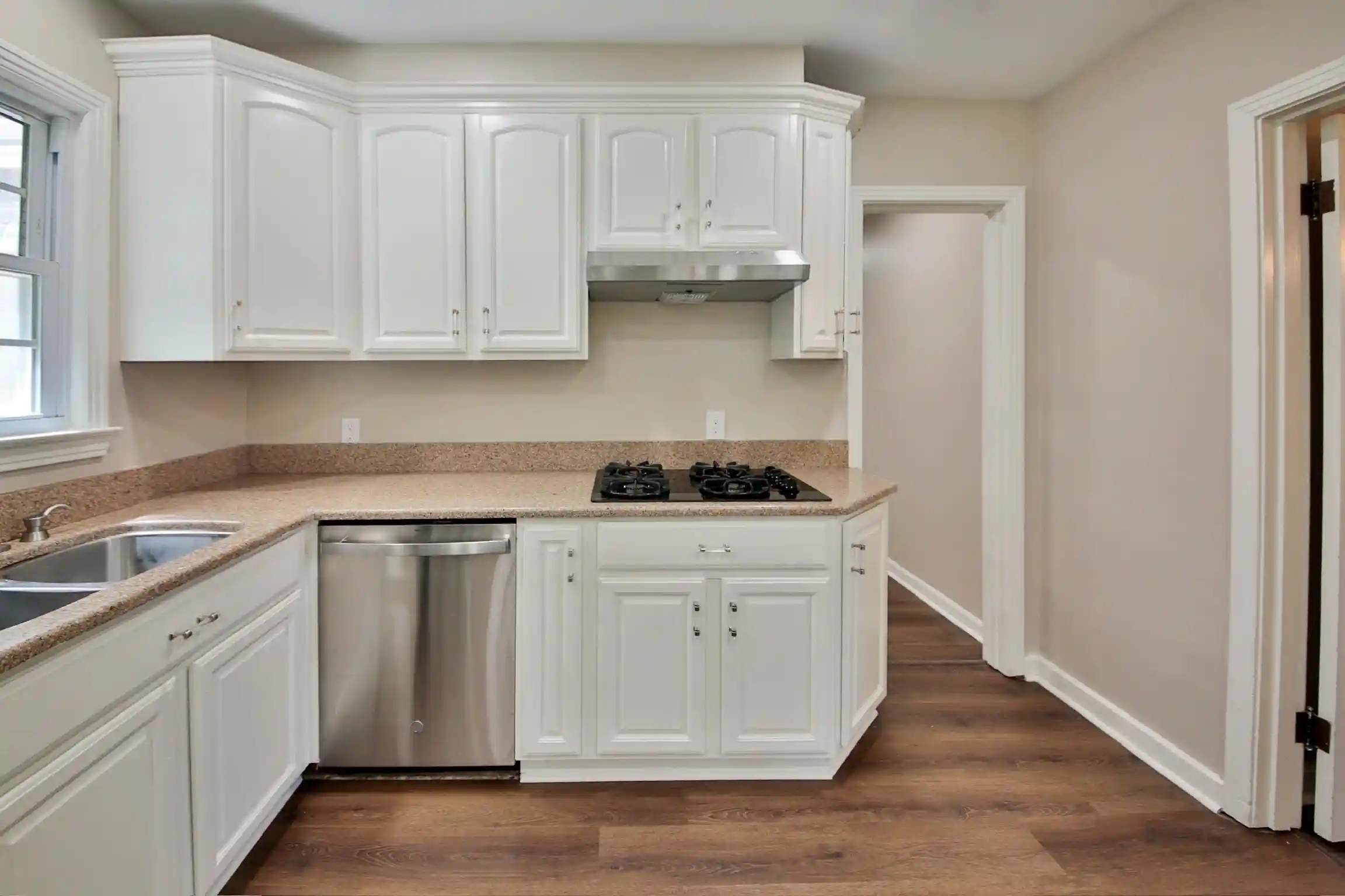 Photo 1 of Single family home for sale at 4869 Southern Rd, Memphis, TN 38117 | MLS# 10218692 | Listing updated on 2026-09-17