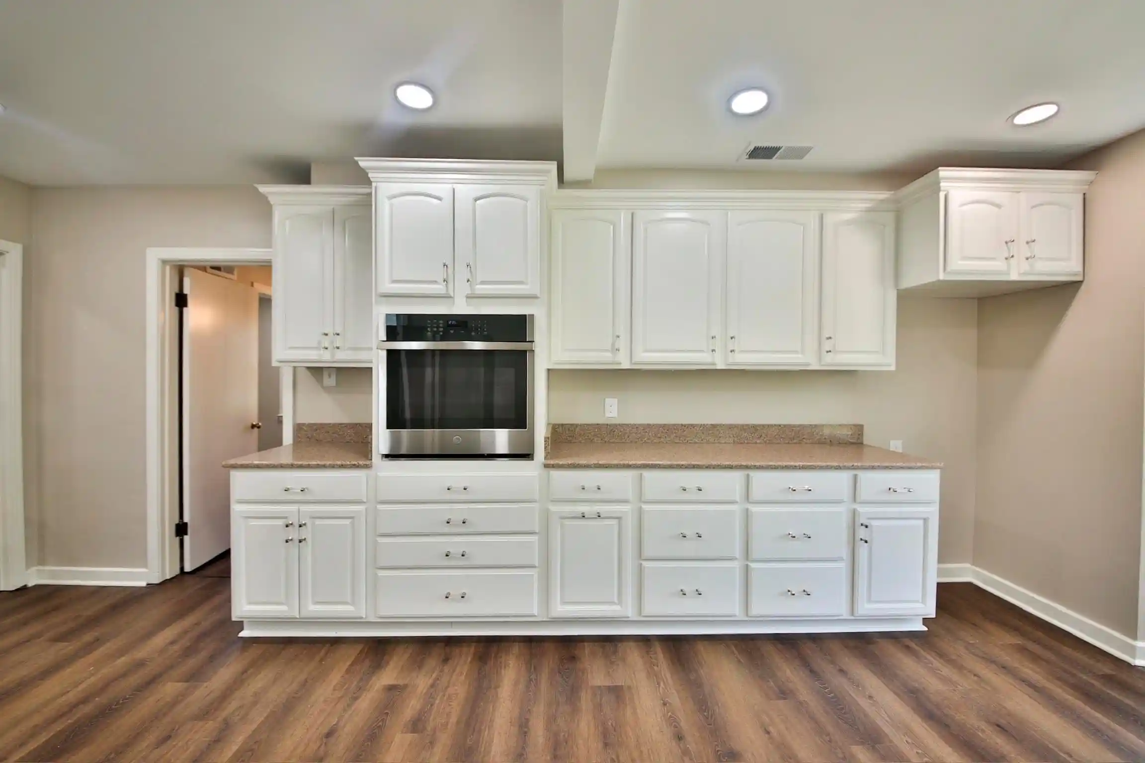 Photo 3 of Single family home for sale at 4869 Southern Rd, Memphis, TN 38117 | MLS# 10218692 | Listing updated on 2026-09-17