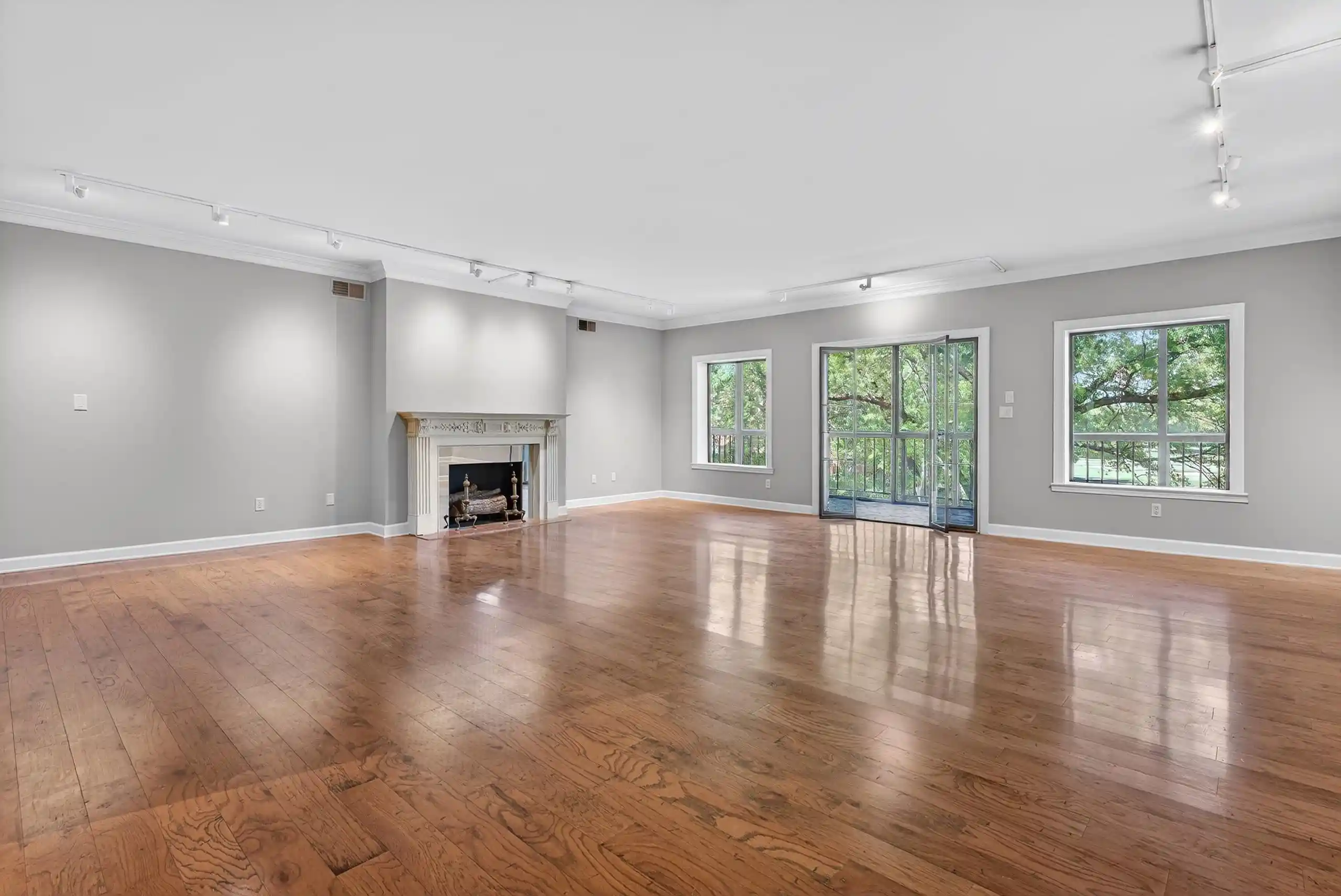 Photo 1 of Townhouse for sale at 585 S Greer St #400, Memphis, TN 38111 | MLS# 10218726 | Listing updated on 2026-08-13