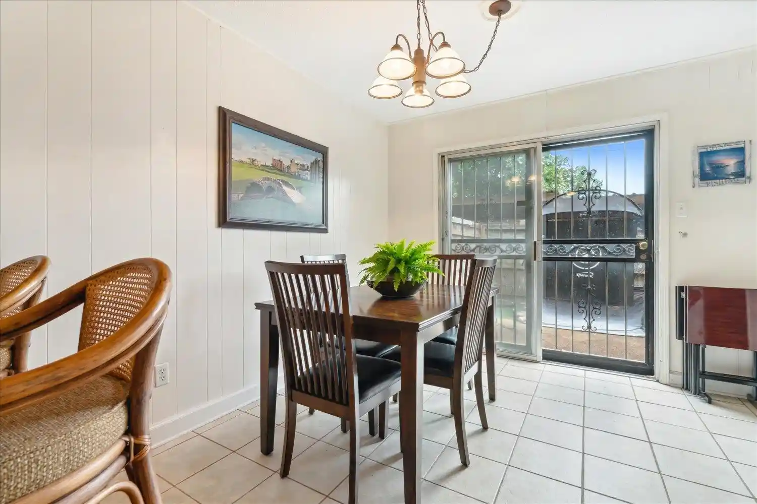 Photo 3 of Townhouse for sale at 435 N Highland St #2, Memphis, TN 38122 | MLS# 10218734 | Listing updated on 2026-08-26