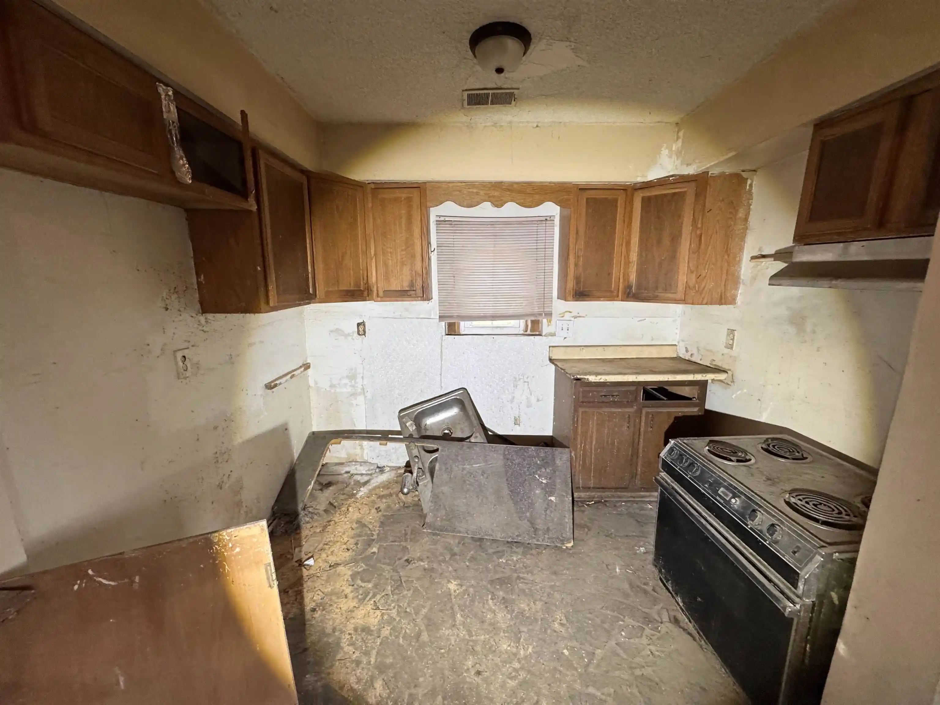 2nd image of 1002 Creston Ave, Memphis, TN 38127 | MLS# 10218771