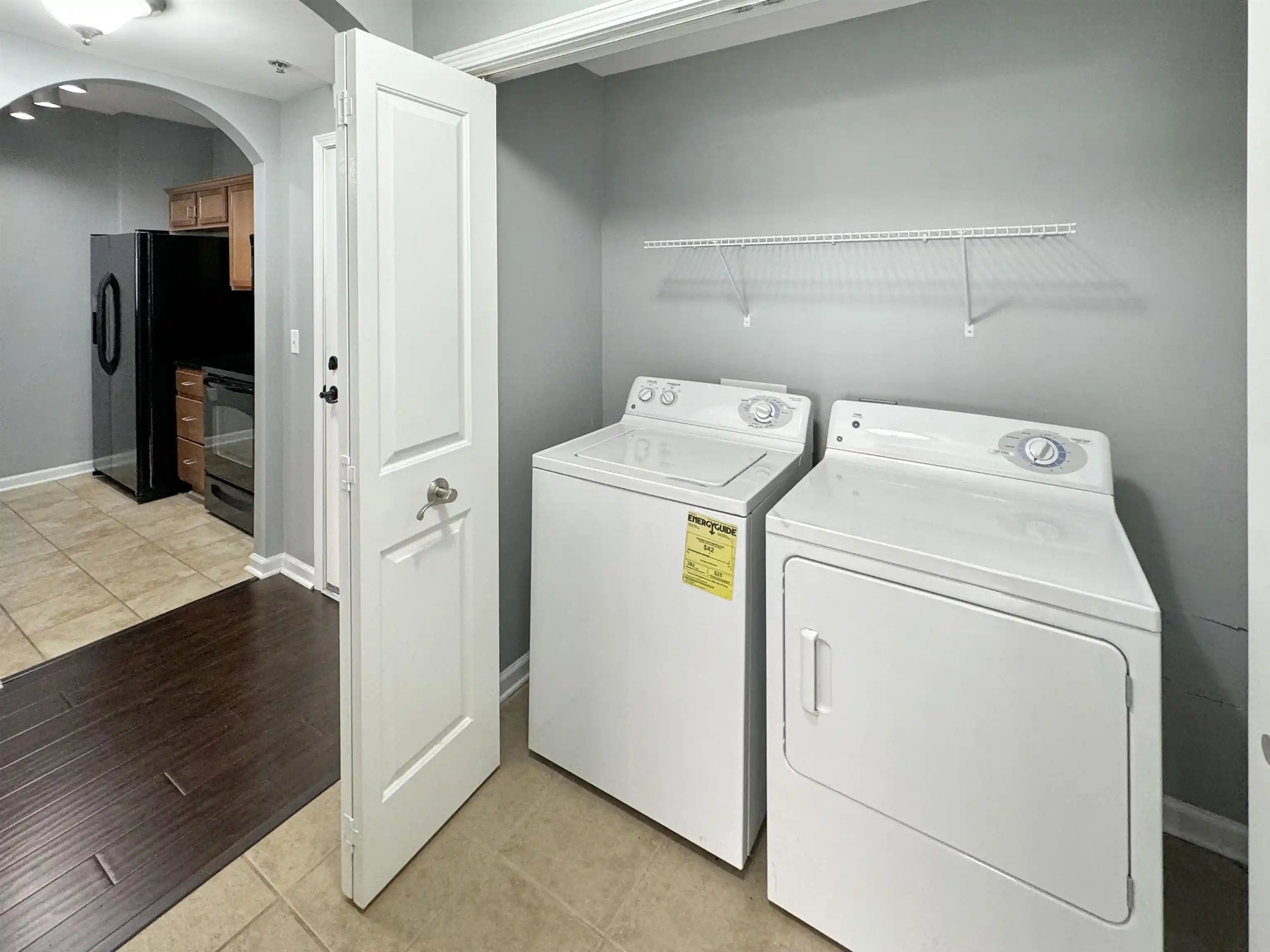 Listing Photo 5 - Condo for sale in building located at 665 Tennessee St, Memphis, TN 38103 - Unit #306