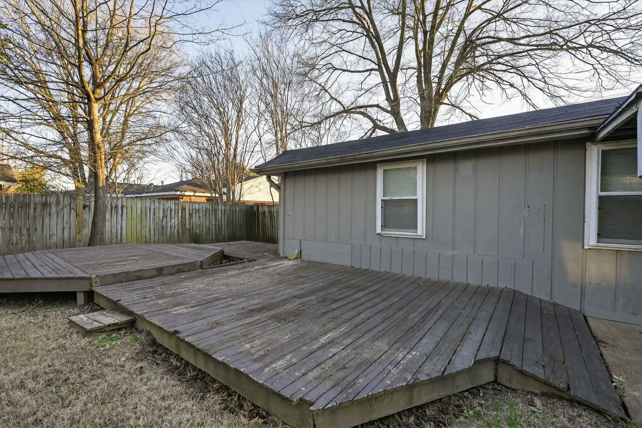 Photo 2 of Sale Pending at 5070 Quince Rd, Memphis, TN 38117 | MLS# 10218995 | Listing updated on 2026-09-11