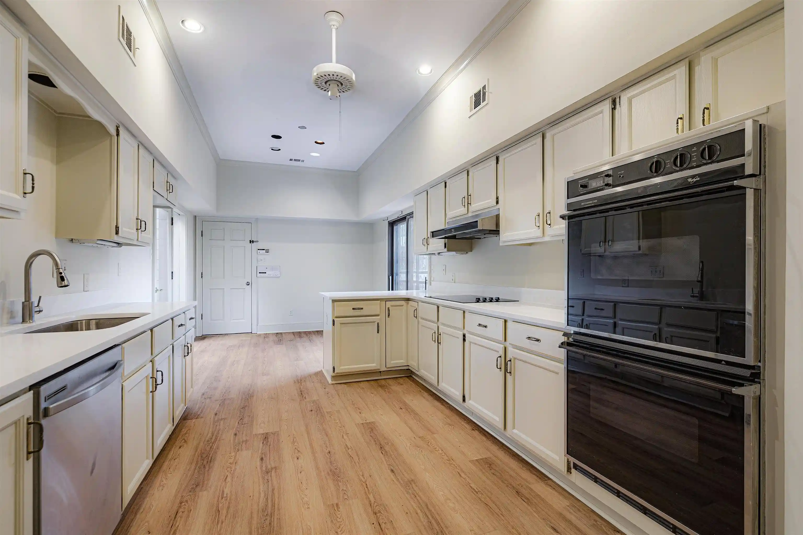 29th image of 478 W Racquet Club Pl Dr #478, Memphis, TN 38117 | MLS# 10219121