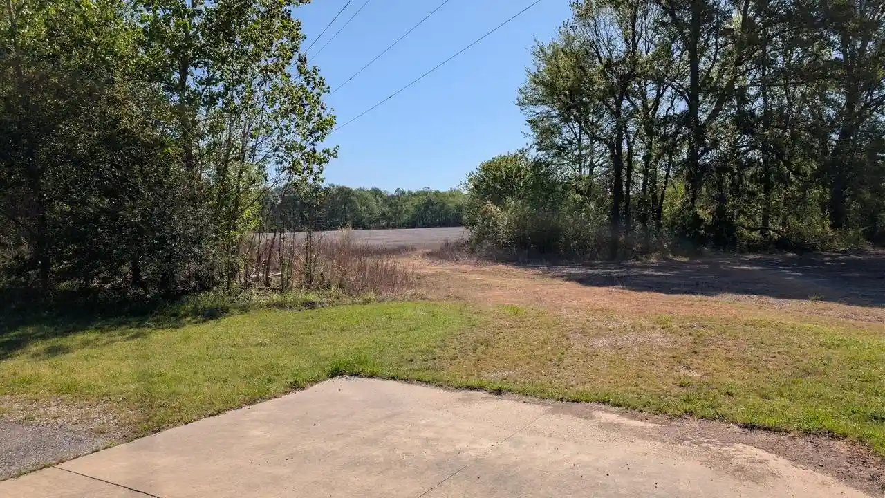 Photo 1 of Sale Pending at 2480 Highland St, Memphis, TN 38128 | MLS# 10219131 | Listing updated on 2026-04-29
