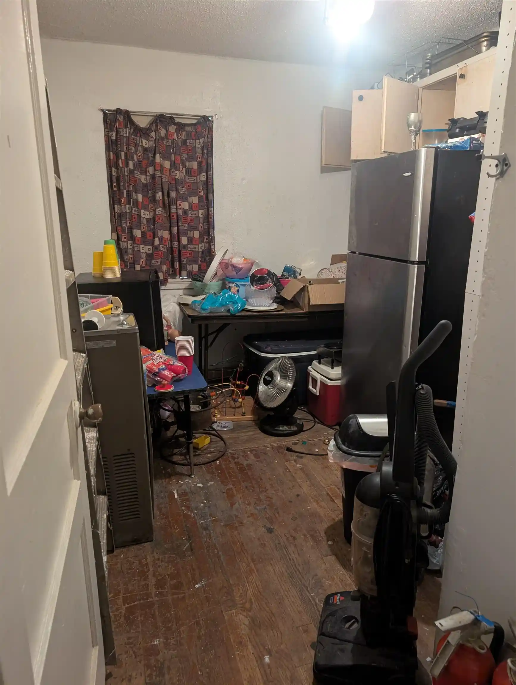 Photo 3 of Sale Pending at 18 E Mitchell Rd, Memphis, TN 38109 | MLS# 10219173 | Listing updated on 2026-05-19