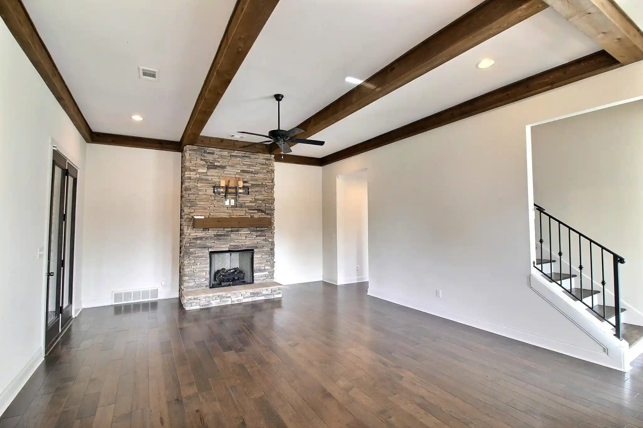 Photo 3 of Single family home for sale at 867 Cypress Pond Dr, Collierville, TN 38017 | MLS# 10219263 | Listing updated on 2026-09-09