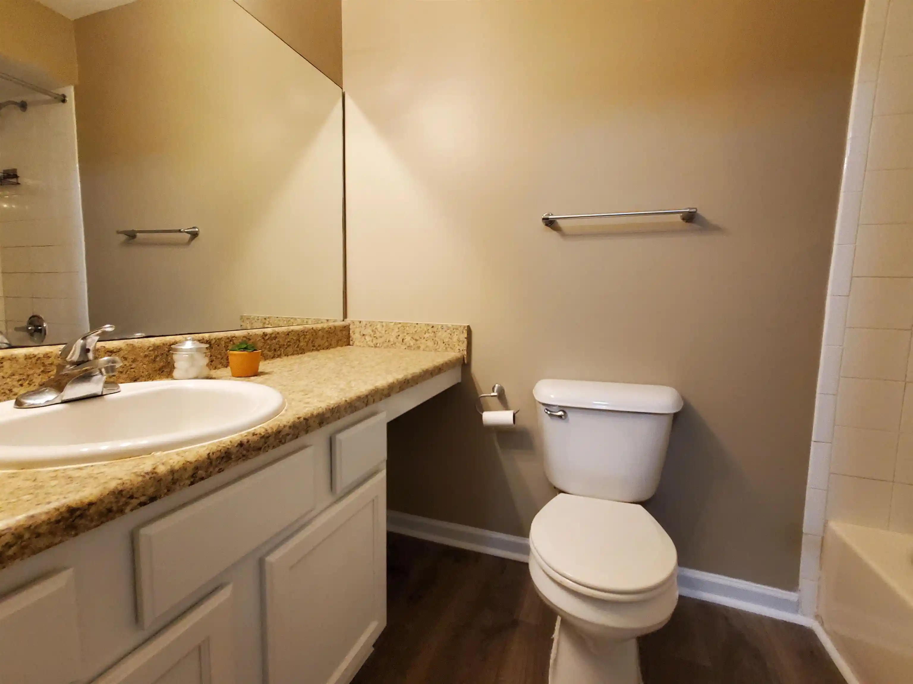 Photo 3 of Townhouse for sale at 6767 Meadow Oak Pl #3, Memphis, TN 38120 | MLS# 10219352 | Listing updated on 2026-08-03