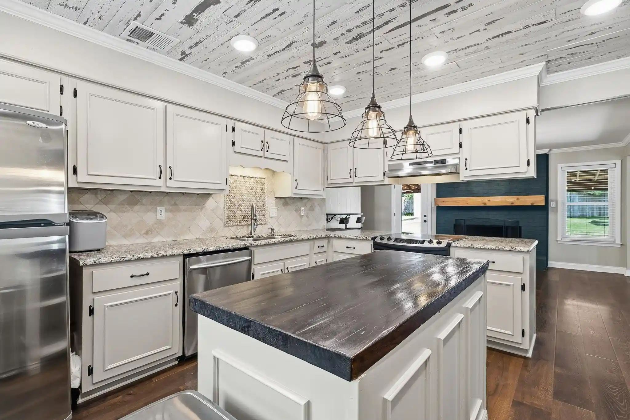 Homes for sale in Collierville, TN | 1234 Greenview Rd, Collierville, TN 38017 | MLS# 10219356