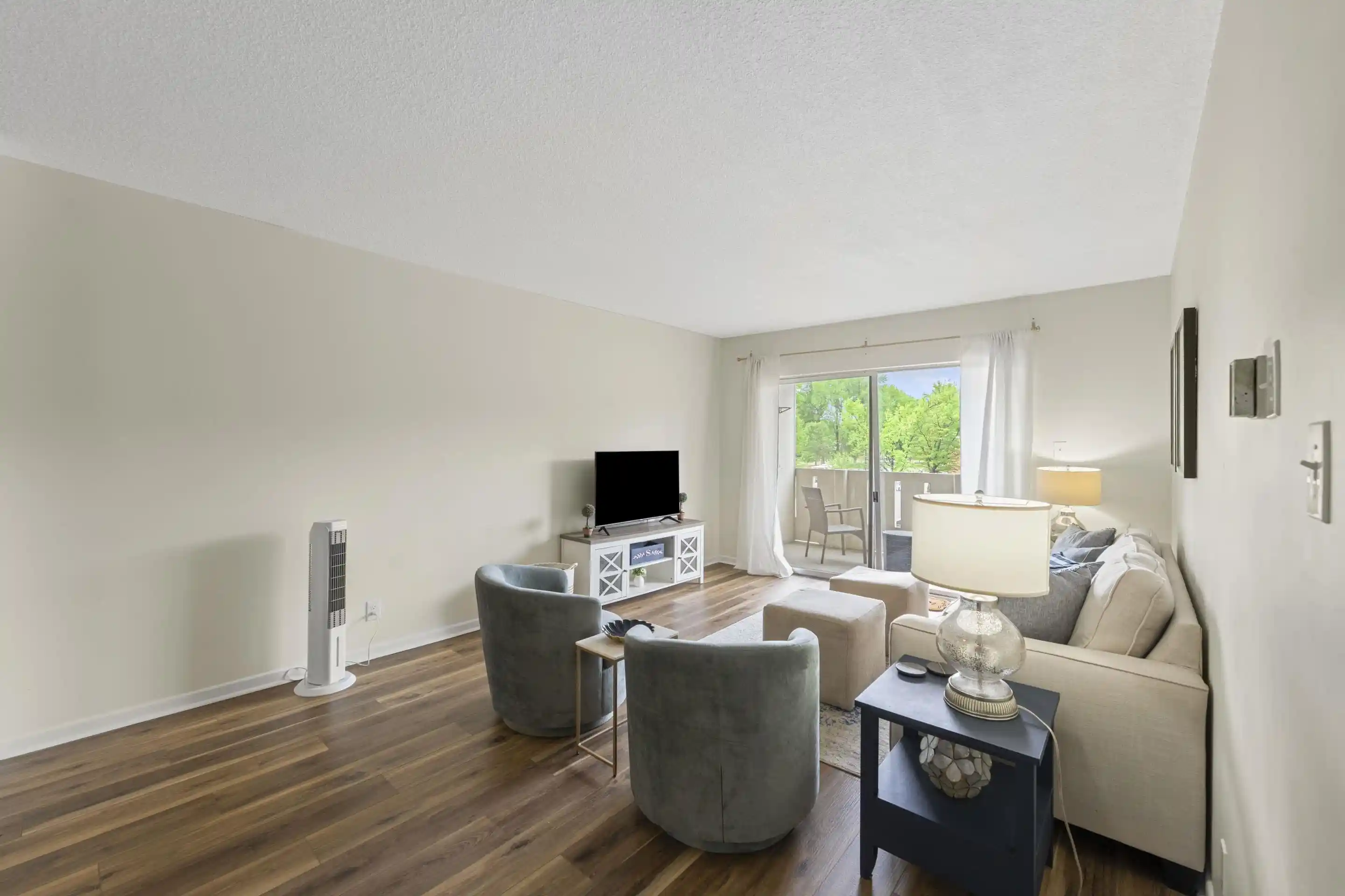 2nd image of 1960 N Parkway Ave #205, Memphis, TN 38112 | MLS# 10219386
