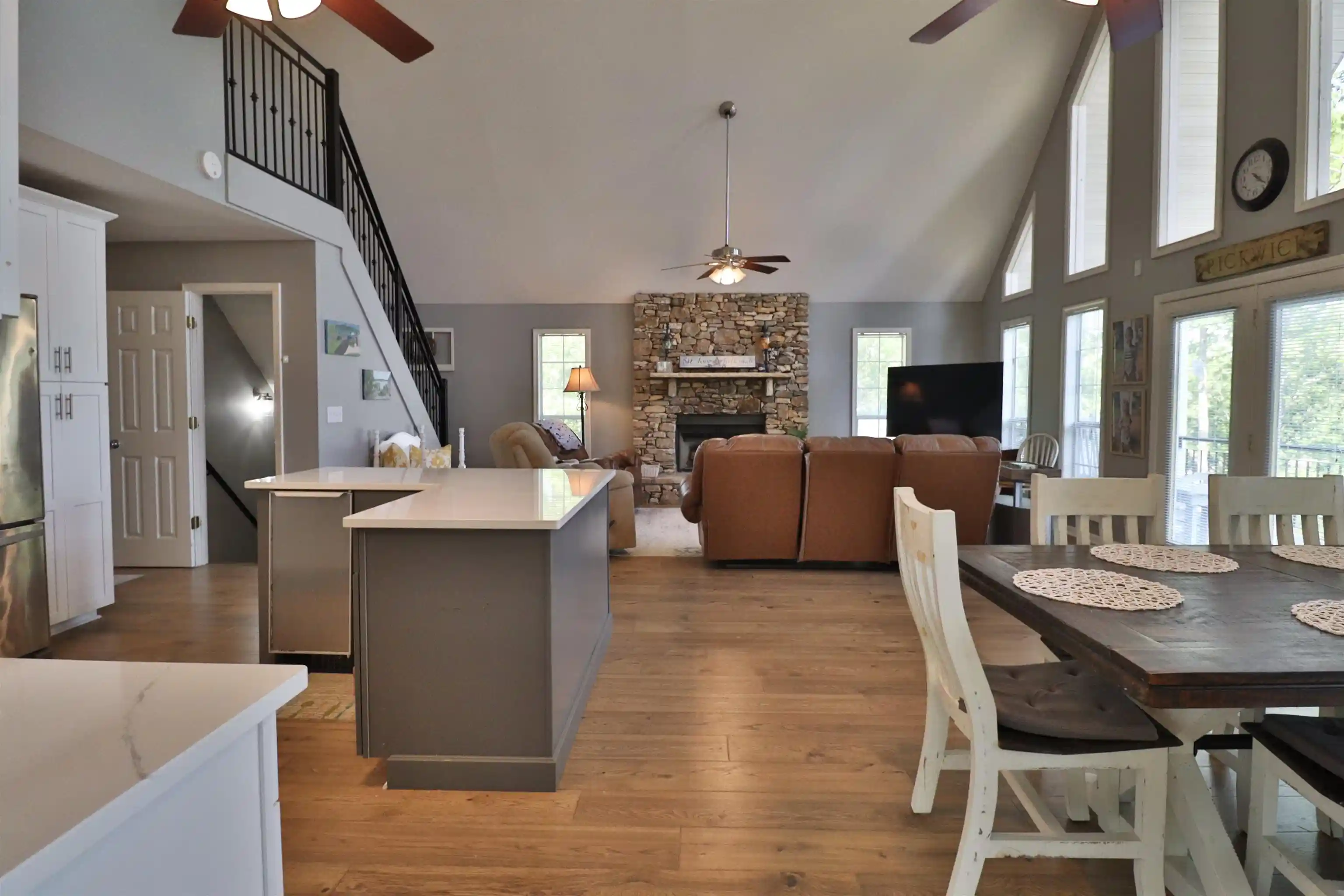 3rd image of 390 Quarry Hollow Pt, Savannah, TN 38372 | MLS# 10219400