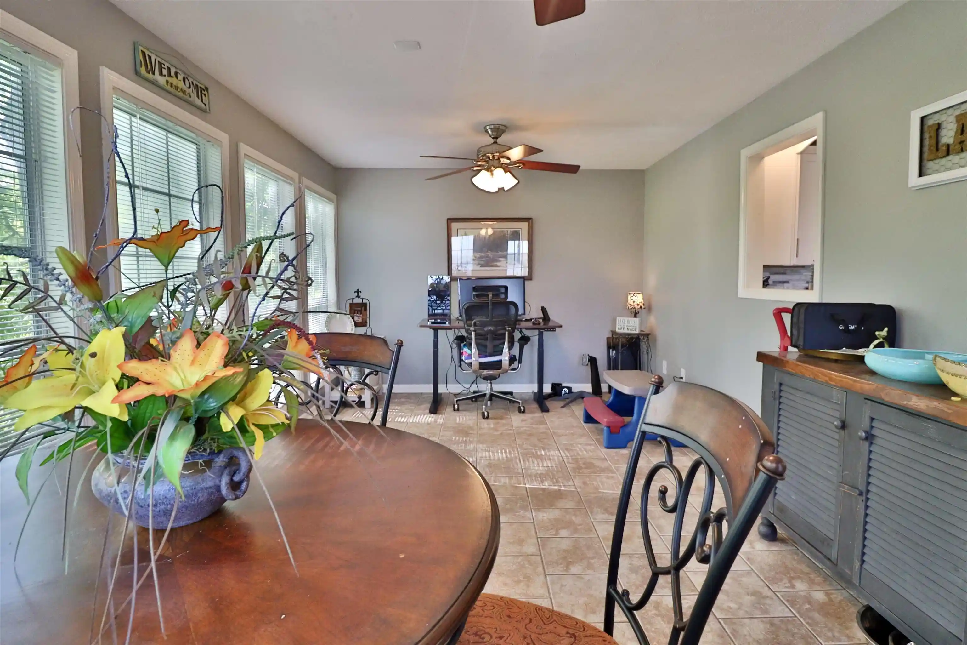 4th image of 390 Quarry Hollow Pt, Savannah, TN 38372 | MLS# 10219400