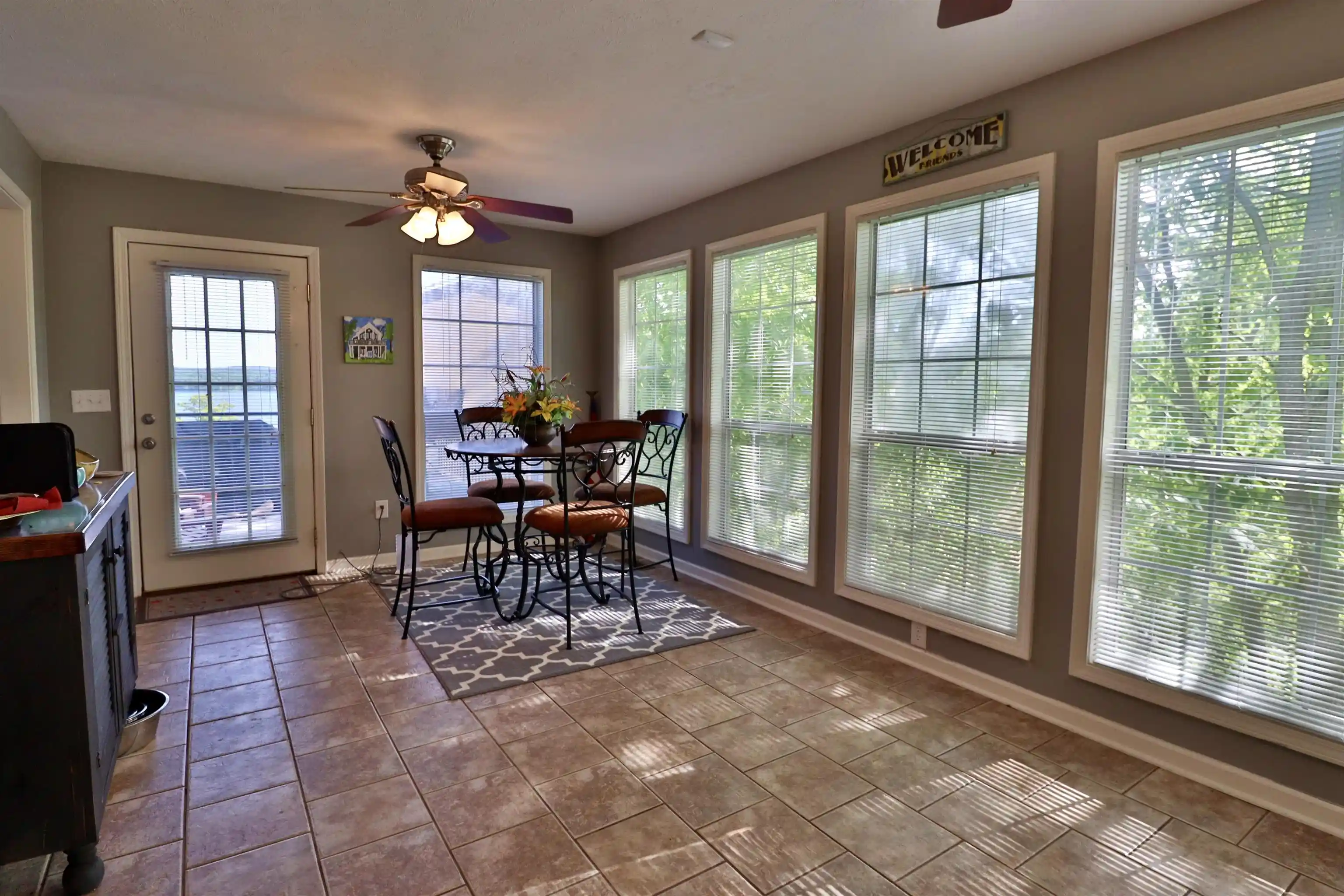 5th image of 390 Quarry Hollow Pt, Savannah, TN 38372 | MLS# 10219400