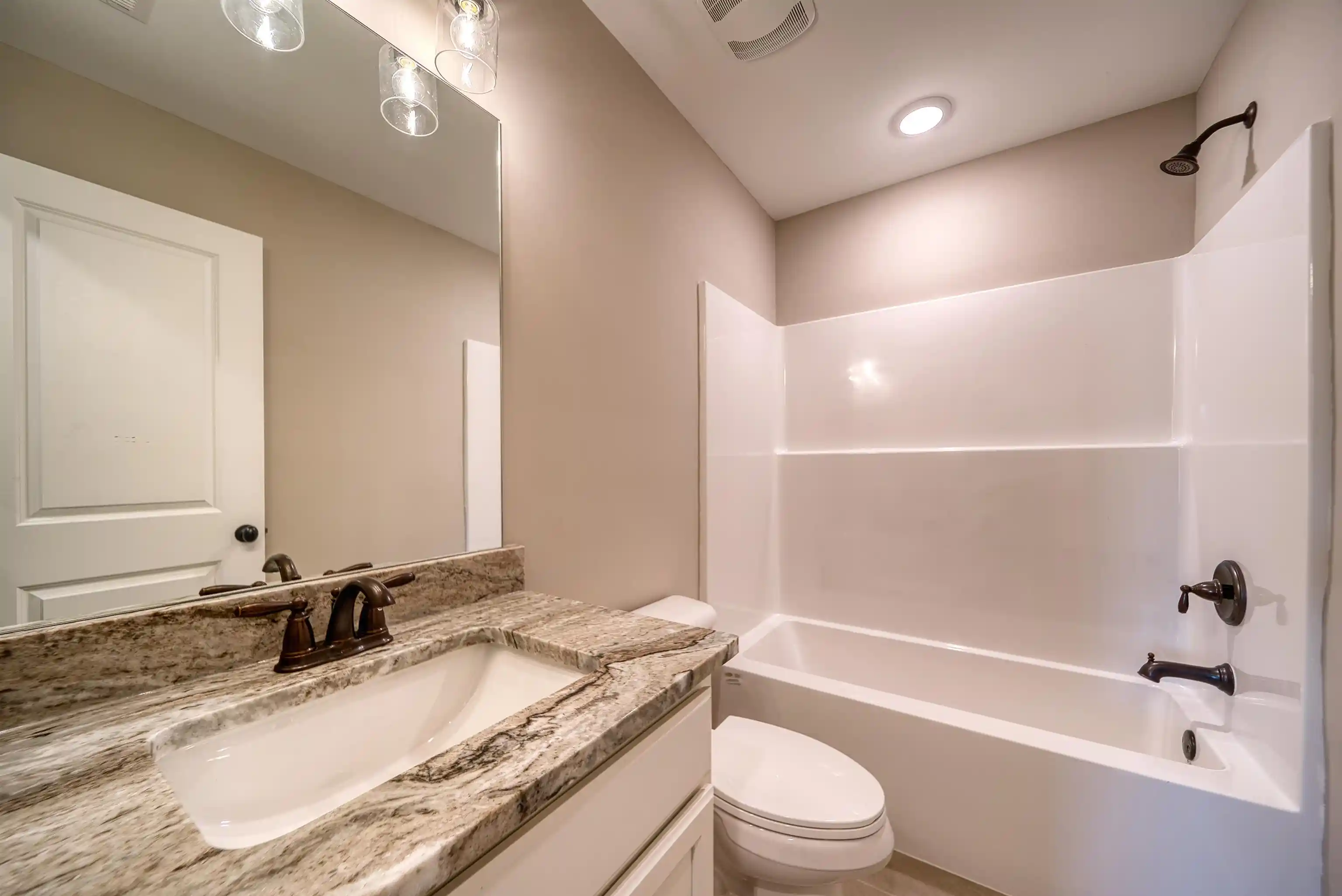 Photo 2 of Single family home for sale at 515 Garland Dr, Covington, TN 38019 | MLS# 10219427 | Listing updated on 2026-10-24