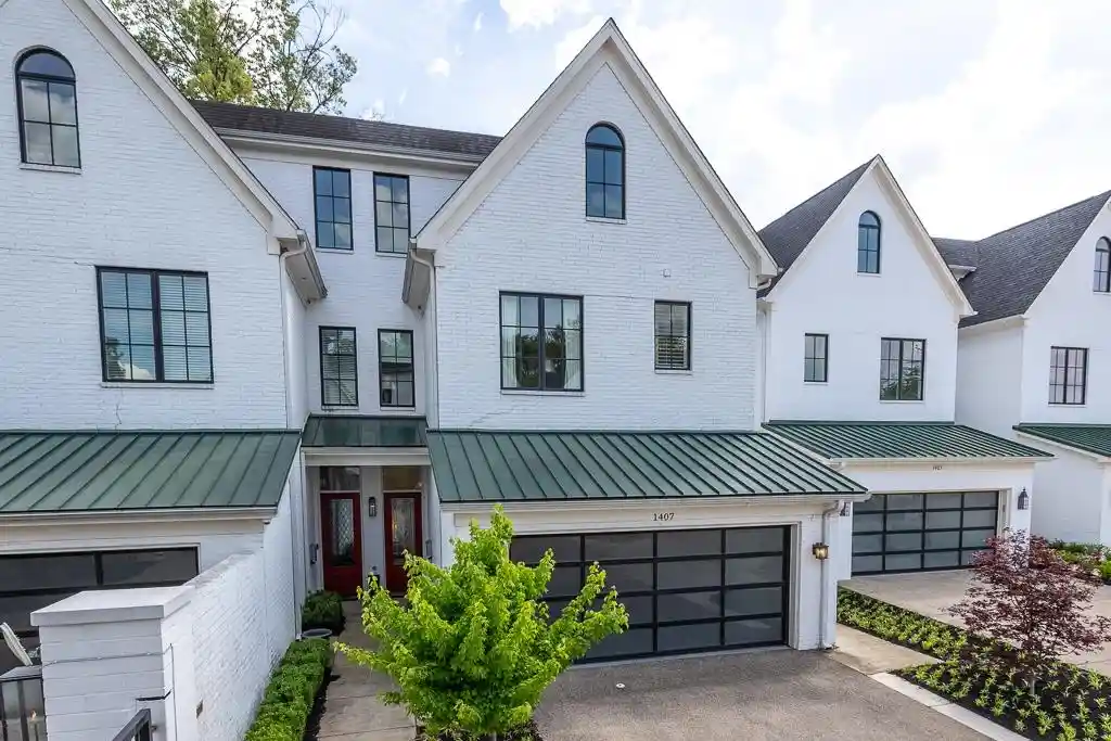 Townhouse for sale at 1407 Club Gdns Pl, Memphis, TN 38104 | MLS# 10219428