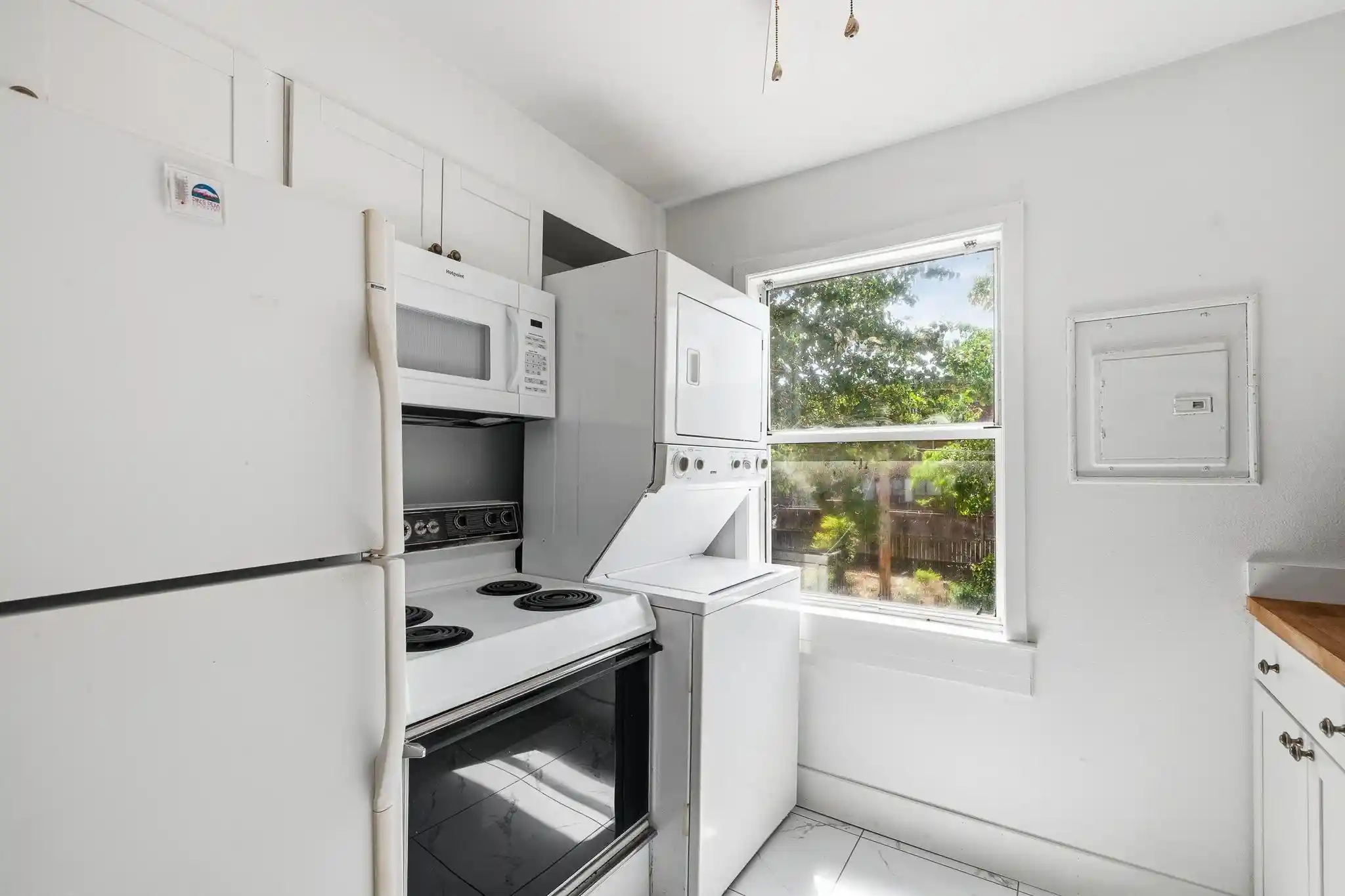 Photo 35 of Townhouse for sale at 2997 Walnut Grv Rd #3, Memphis, TN 38111 | MLS# 10219521 | Listing updated on 2026-06-22