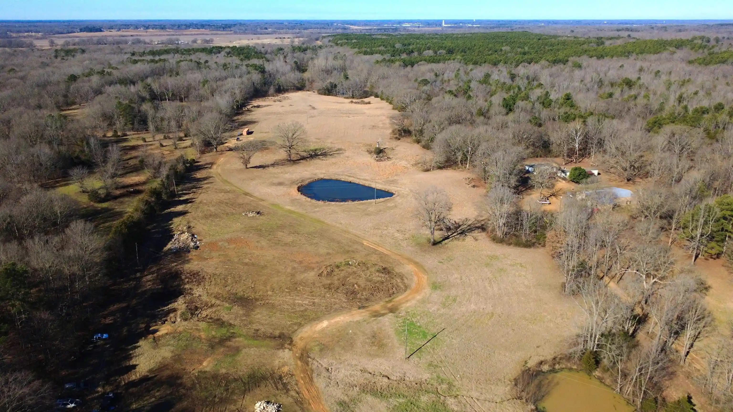 Photo 3 of Land for sale at 2023 Gravel Springs Dr, Senatobia, MS 38668 | MLS# 10219537 | Listing updated on 2026-09-08