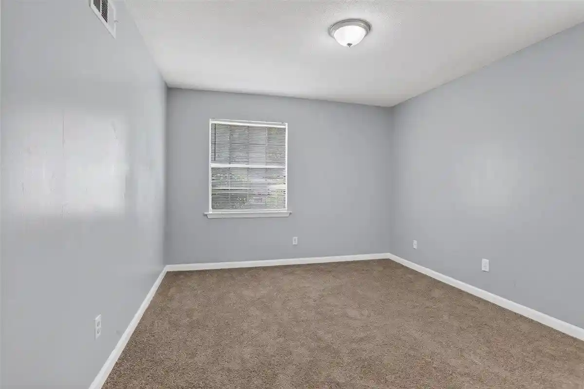 Photo 1 of Townhouse for sale at 5096 Belfast Dr, Memphis, TN 38127 | MLS# 10219549 | Listing updated on 2026-09-30