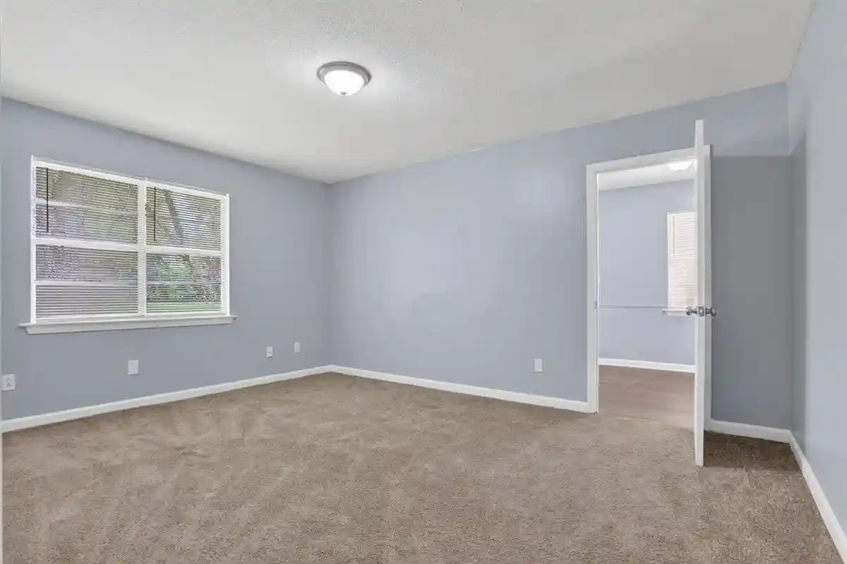 Photo 2 of Townhouse for sale at 5096 Belfast Dr, Memphis, TN 38127 | MLS# 10219549 | Listing updated on 2026-09-30