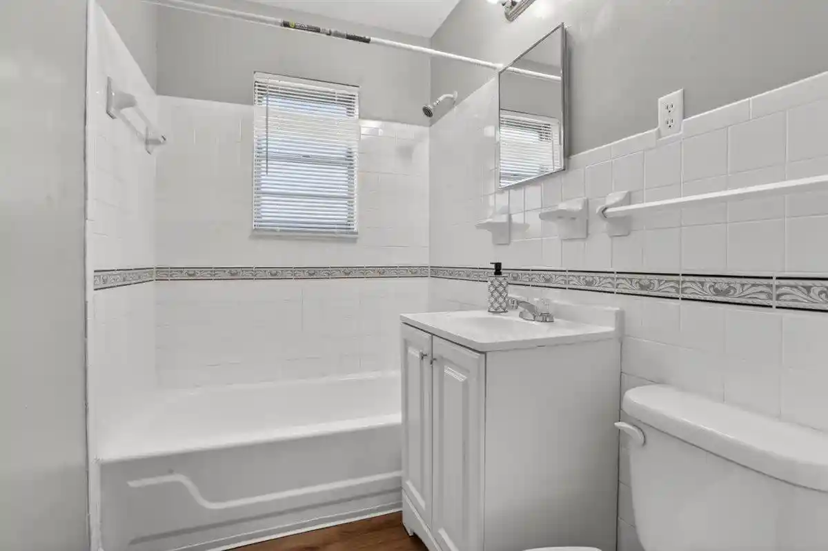 Photo 4 of Townhouse for sale at 5096 Belfast Dr, Memphis, TN 38127 | MLS# 10219549 | Listing updated on 2026-09-30