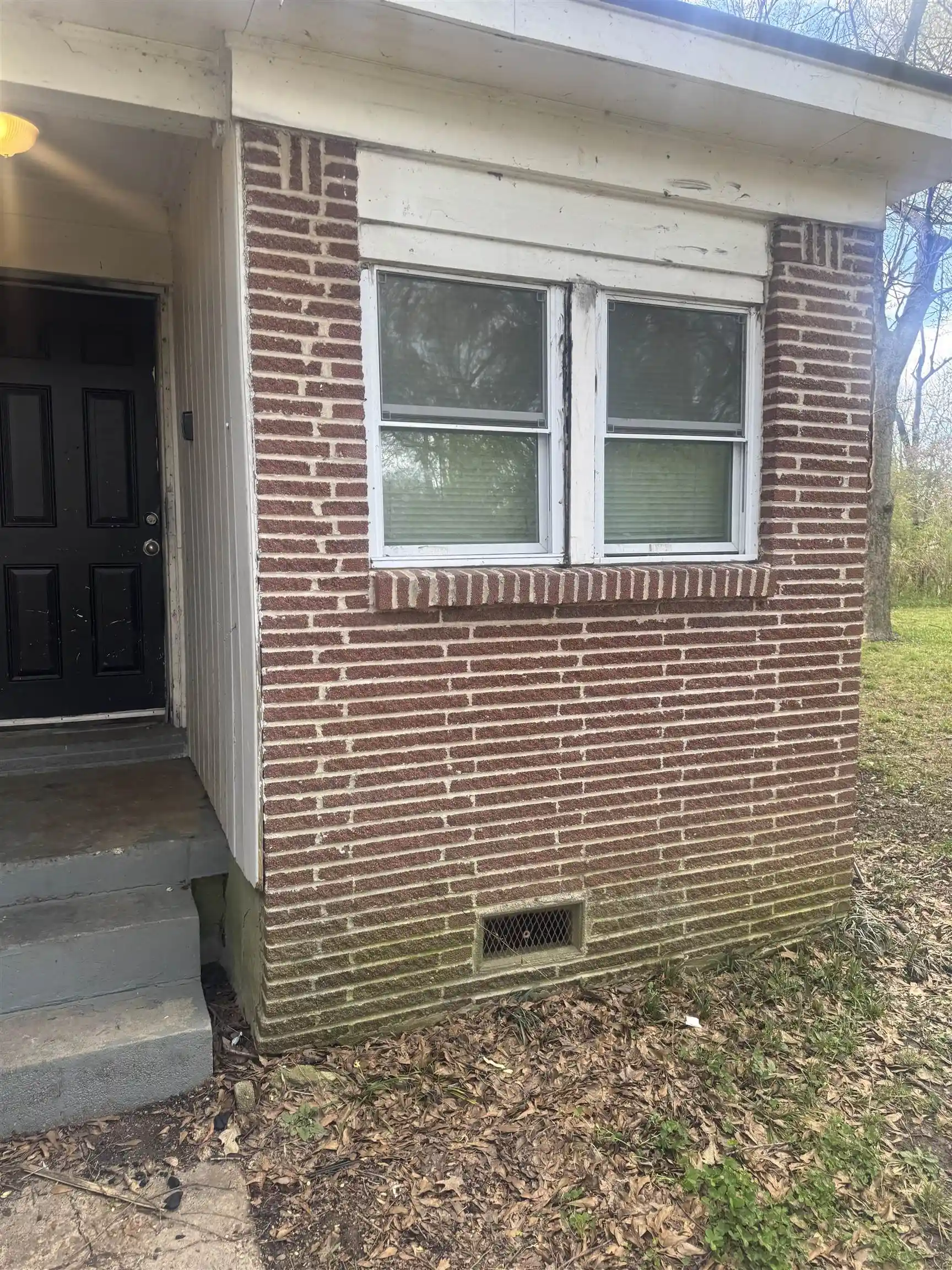 Photo 3 of Sale Pending at 1886 Corning Ave, Memphis, TN 38127 | MLS# 10219554 | Listing updated on 2026-09-09