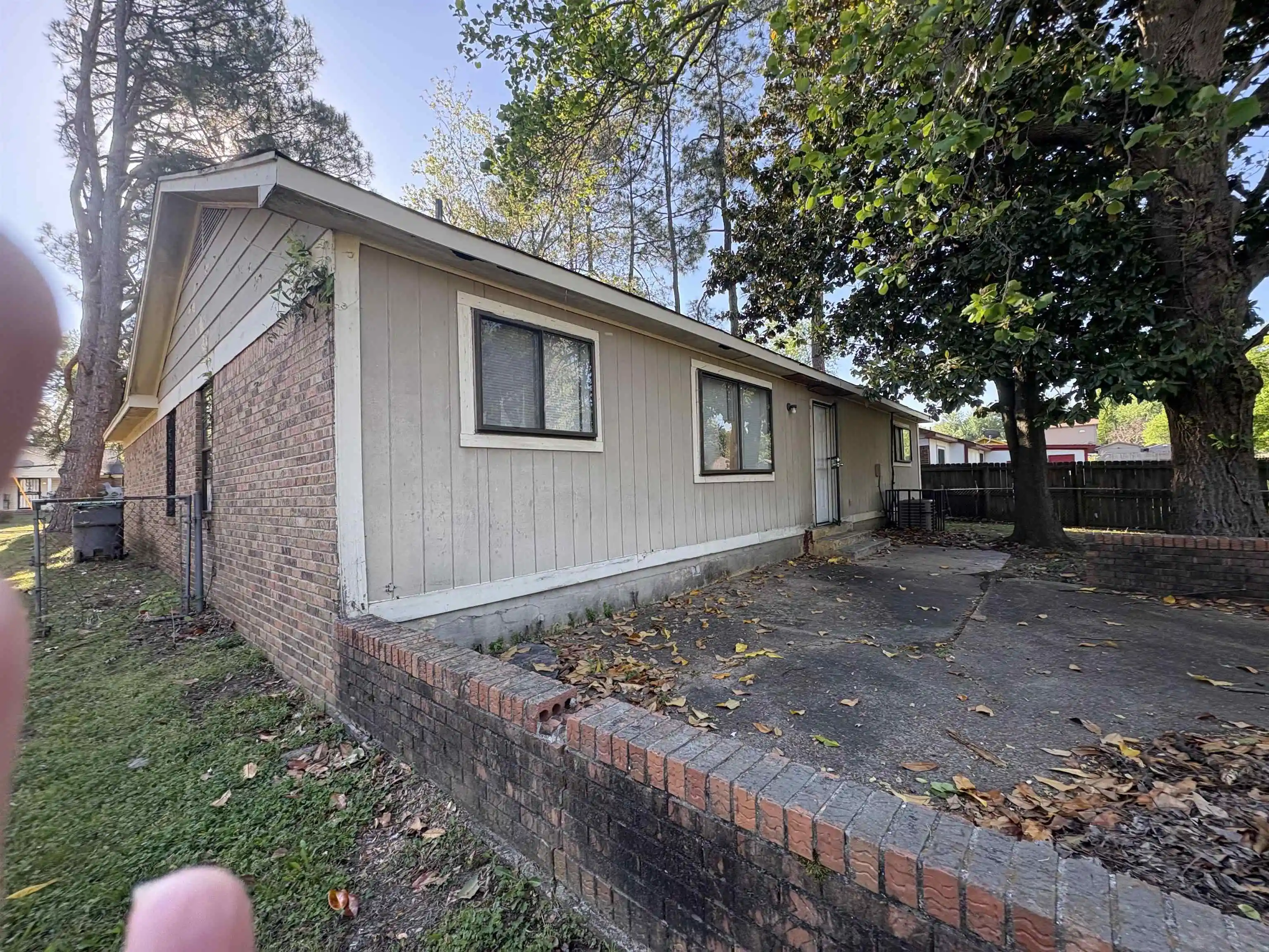 Photo 2 of Sale Pending at 3929 Pippin St, Memphis, TN 38128 | MLS# 10219590 | Listing updated on 2026-09-10