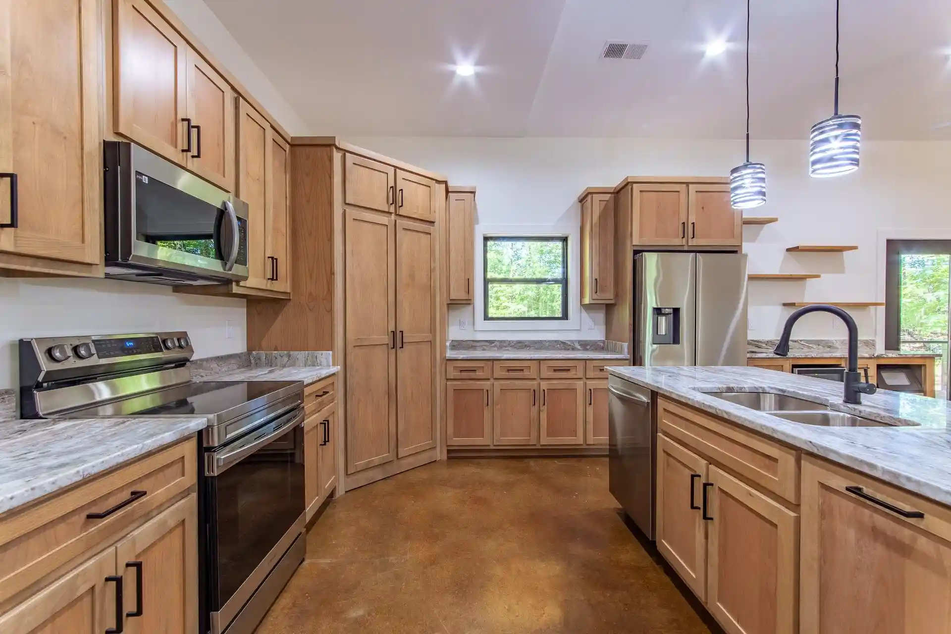 5th image of 400 Yellow Creek Ln, Counce, TN 38326 | MLS# 10219601