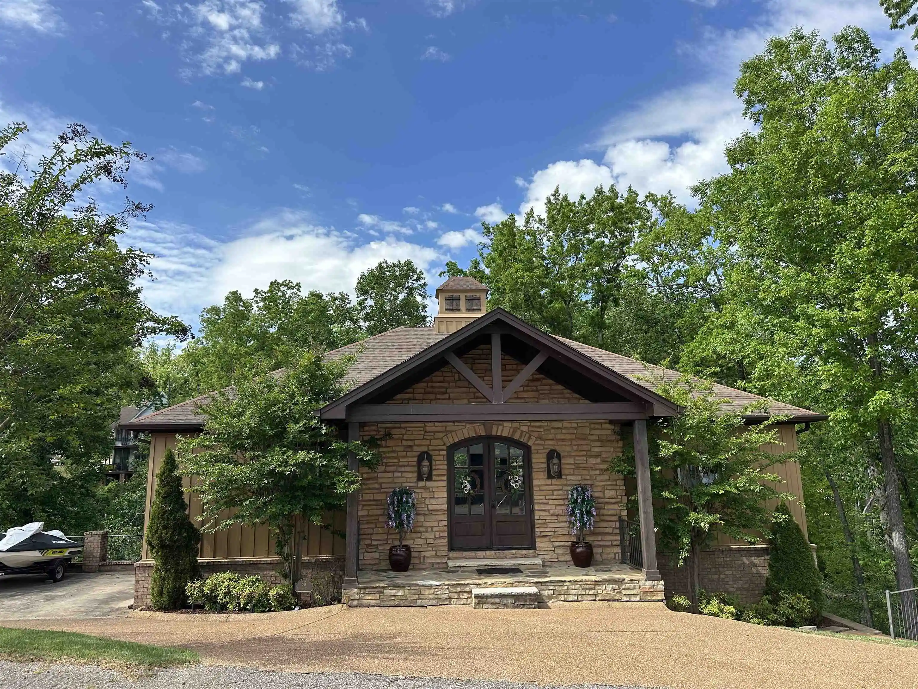 1st image of 65 Boulder Ridge Rd, Savannah, TN 38372 | MLS# 10219610
