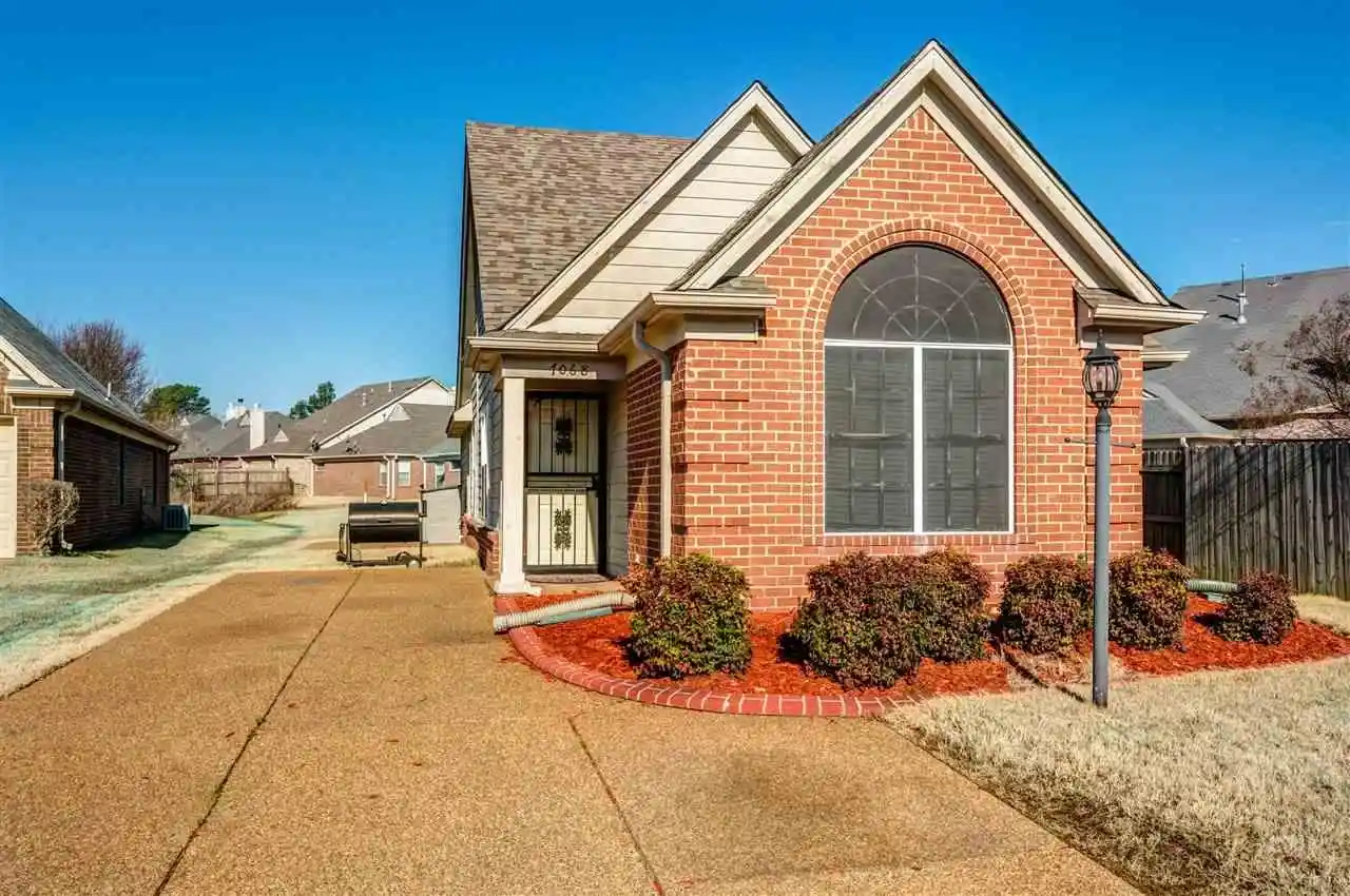 Photo 1 of Single family home for sale at 7068 Millers Glen Way, Memphis, TN 38125 | MLS# 10219626 | Listing updated on 2026-07-11
