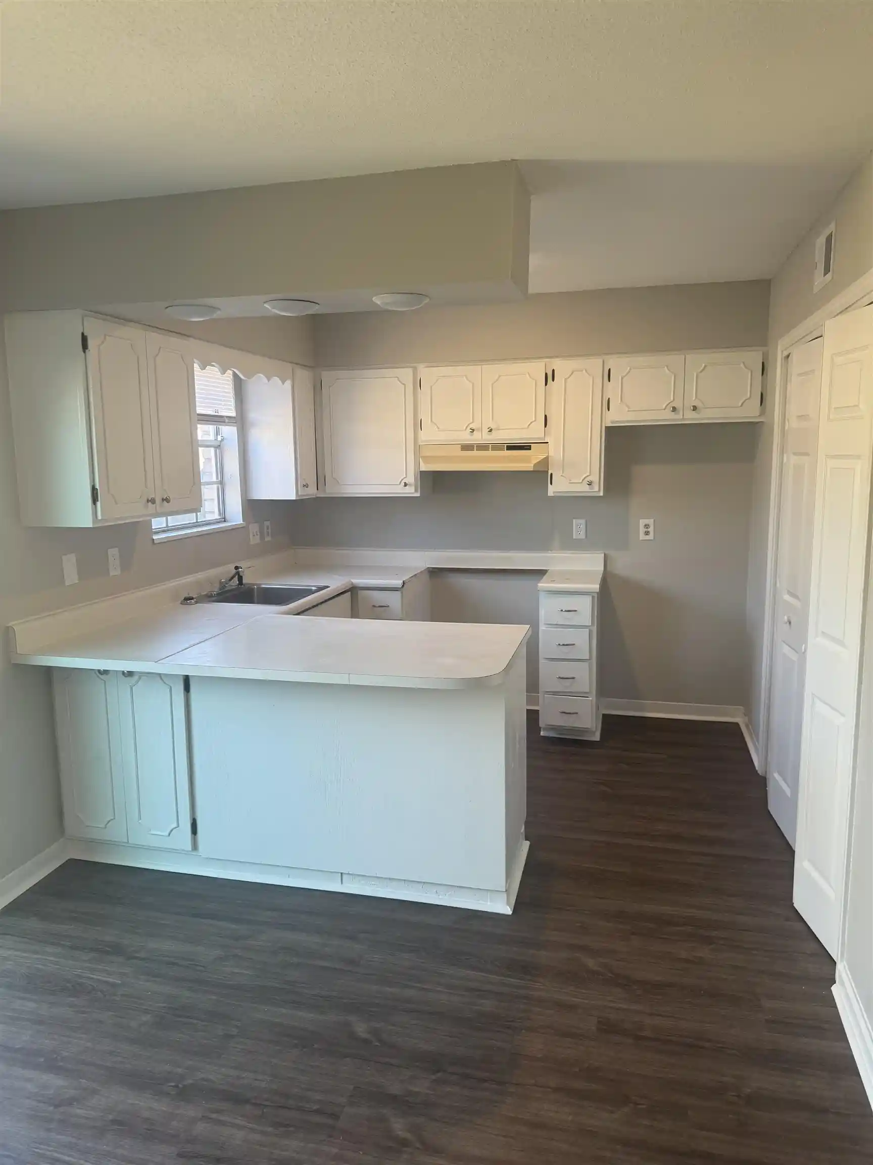 4th image of 996 University St, Memphis, TN 38107 | MLS# 10219661