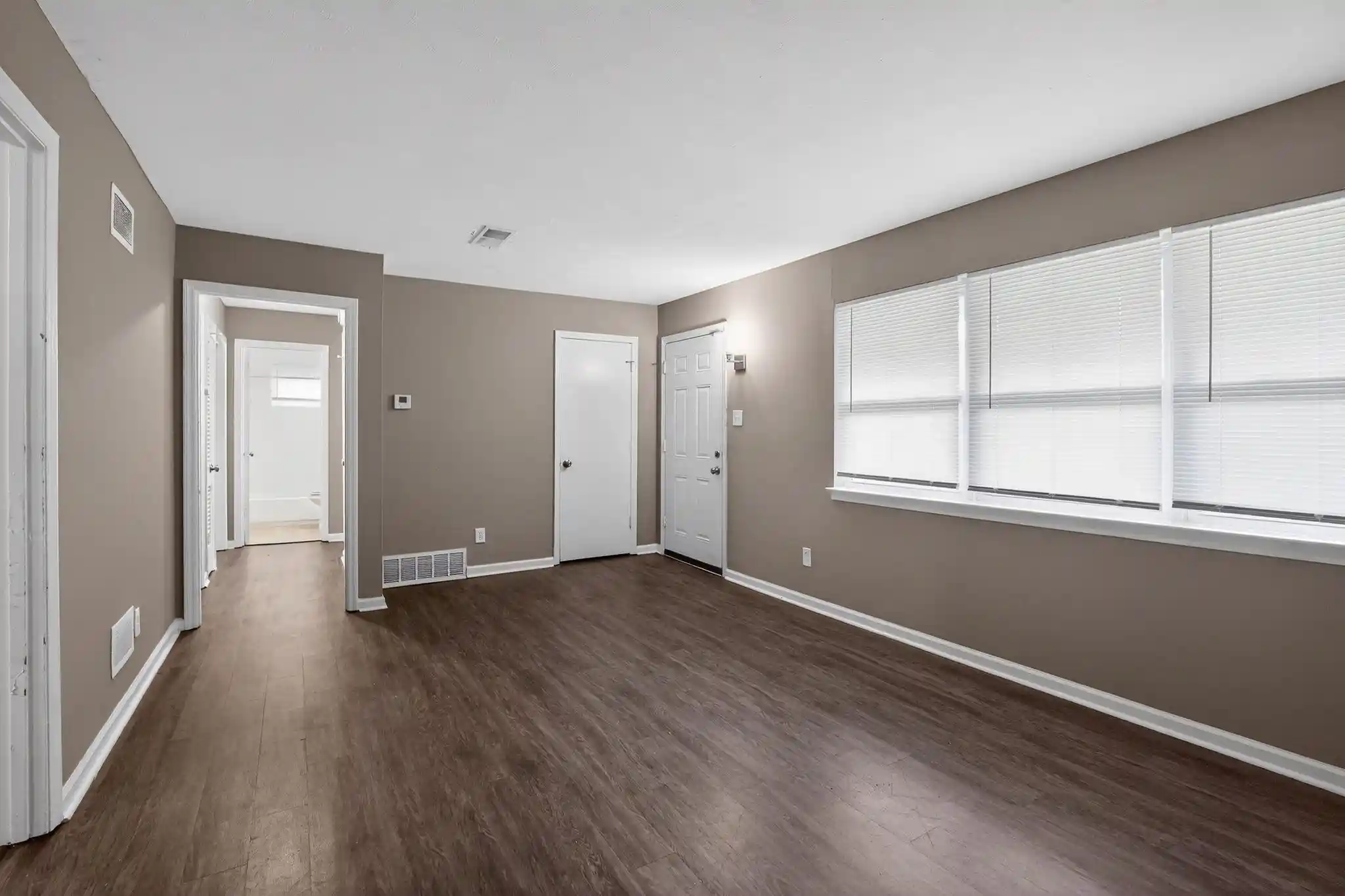 Photo 4 of Single Family Residence at 3603 England St, Memphis, TN 38127 | MLS# 10219839 | | Sold on 2026-09-11