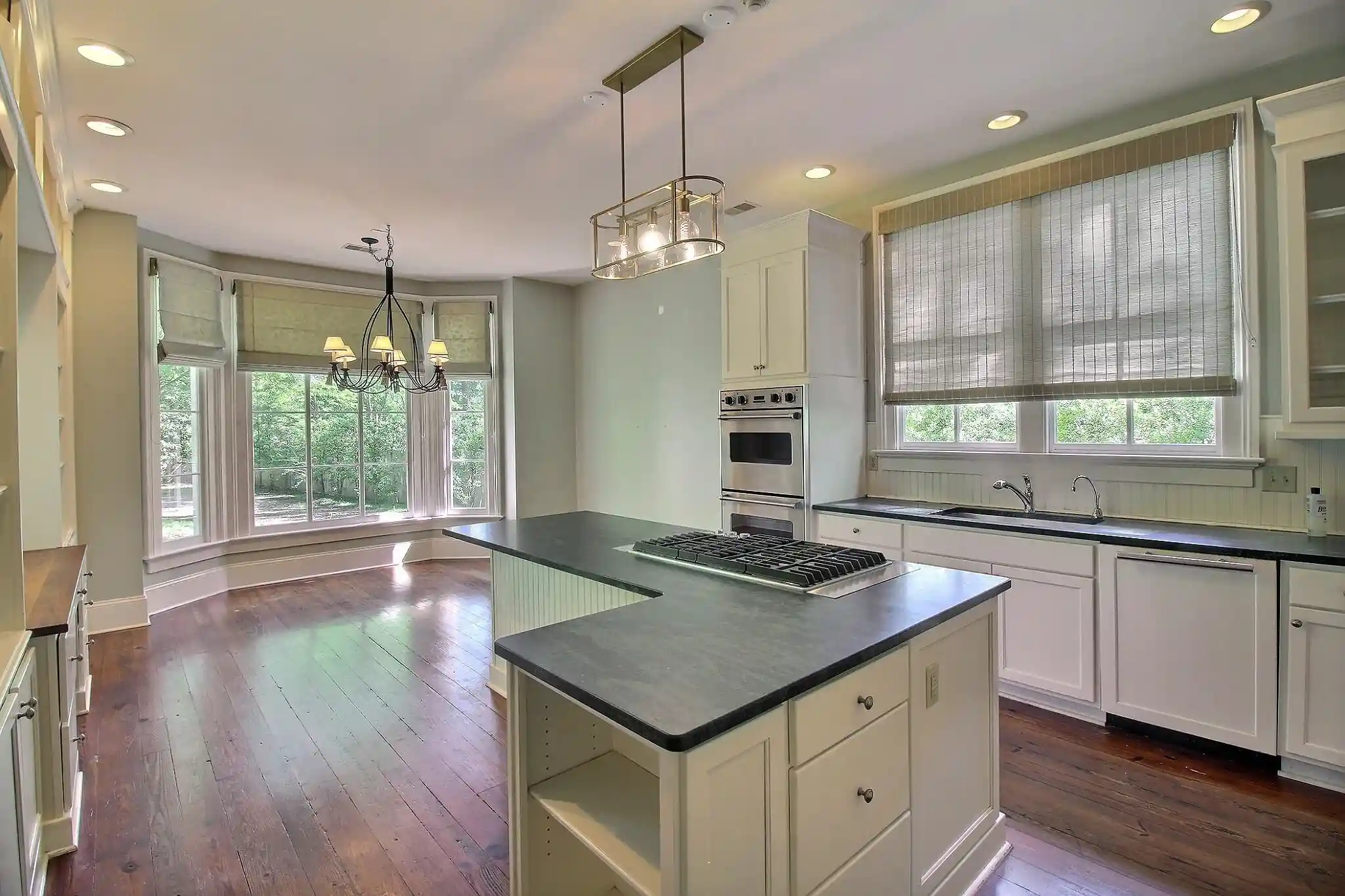 Homes for sale in Collierville, TN | 348 N Rowlett St, Collierville, TN 38017 | MLS# 10219928