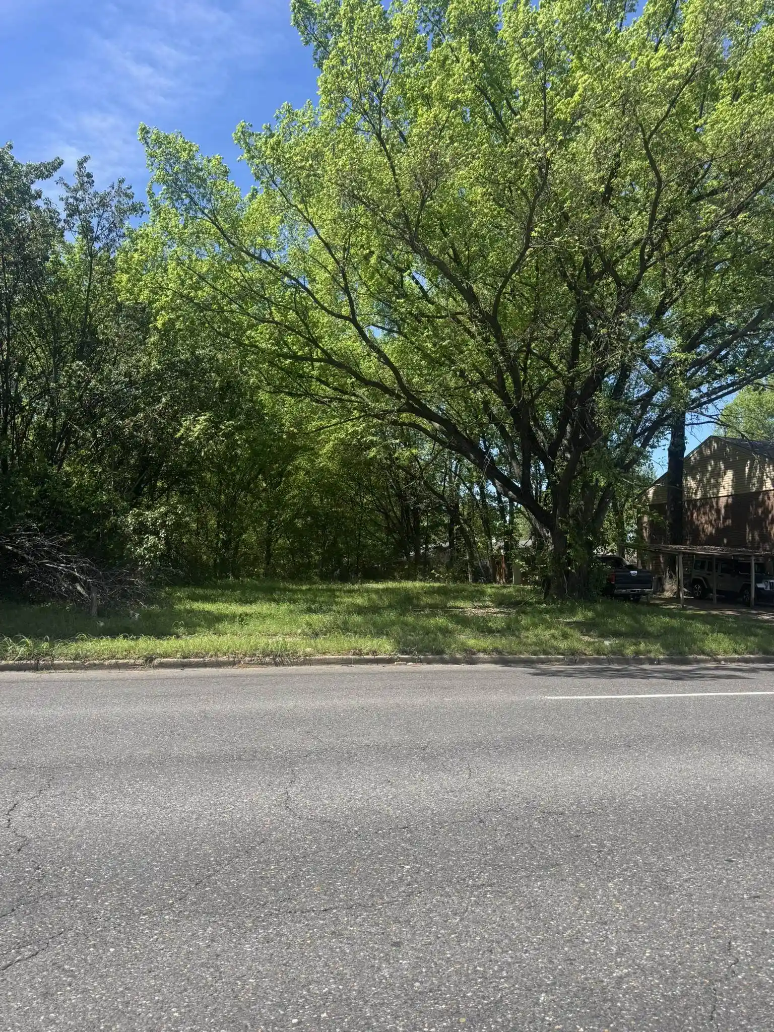 1st image of 3443 S Mendenhall Rd, Memphis, TN 38115 | MLS# 10219939