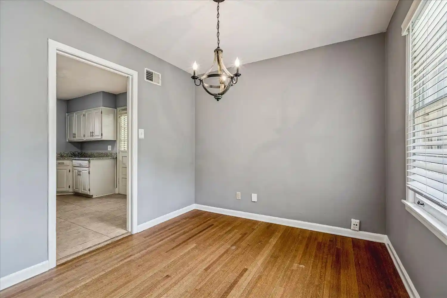 3rd image of 1483 Woodston Rd, Memphis, TN 38117 | MLS# 10219949
