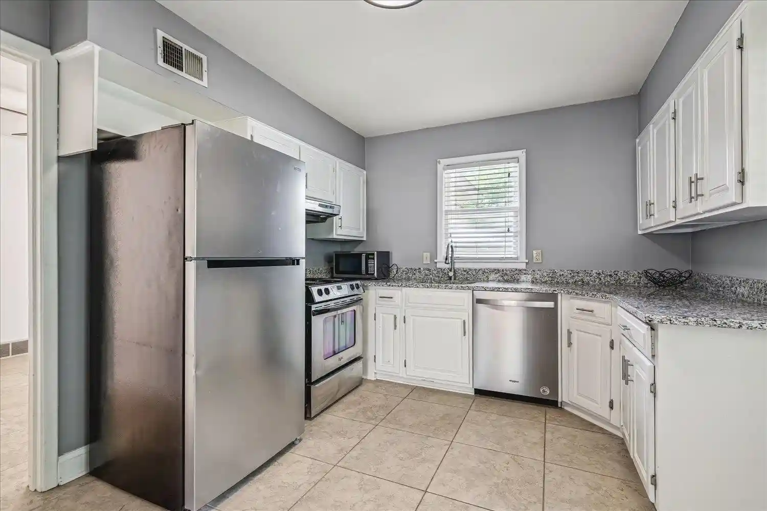 4th image of 1483 Woodston Rd, Memphis, TN 38117 | MLS# 10219949