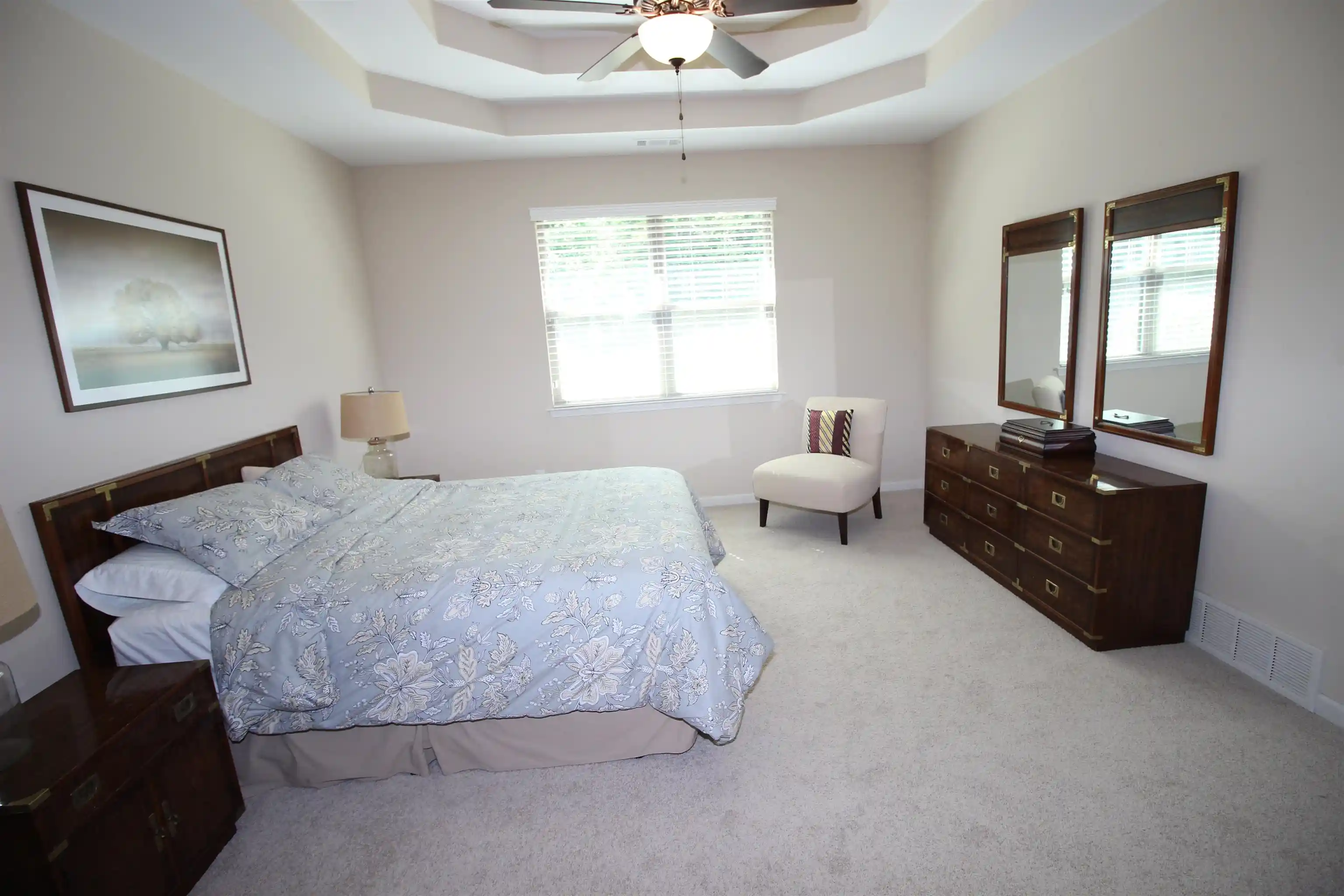 Photo 3 of Sale Pending at 4553 Craddle Hl Dr, Bartlett, TN 38002 | MLS# 10219958 | Listing updated on 2026-09-16