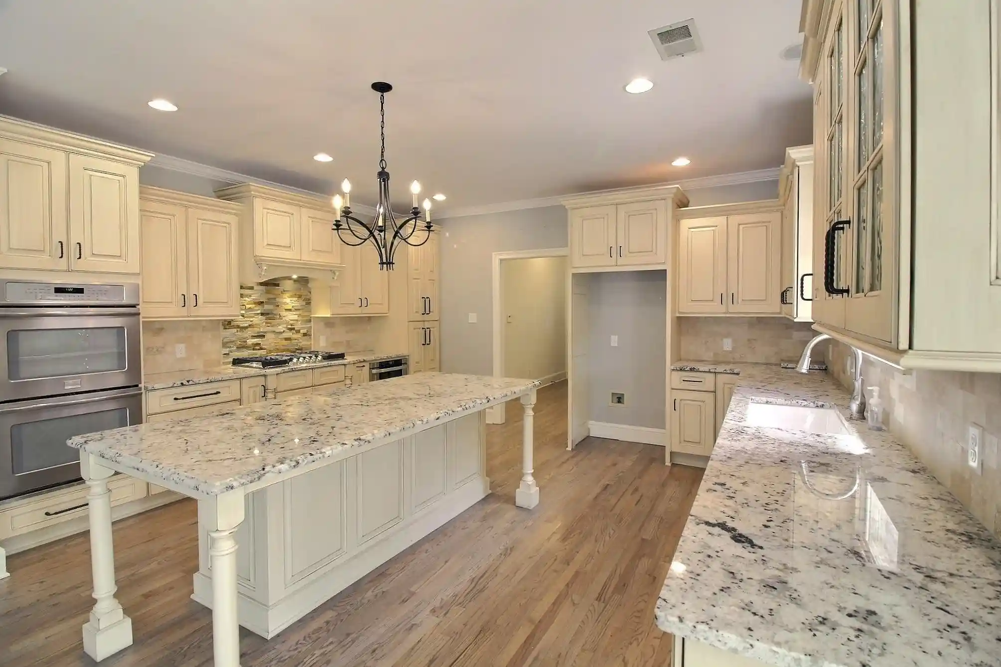Photo 2 of Single family home for sale at 595 Kenrose St, Collierville, TN 38017 | MLS# 10220039 | Listing updated on 2026-09-09