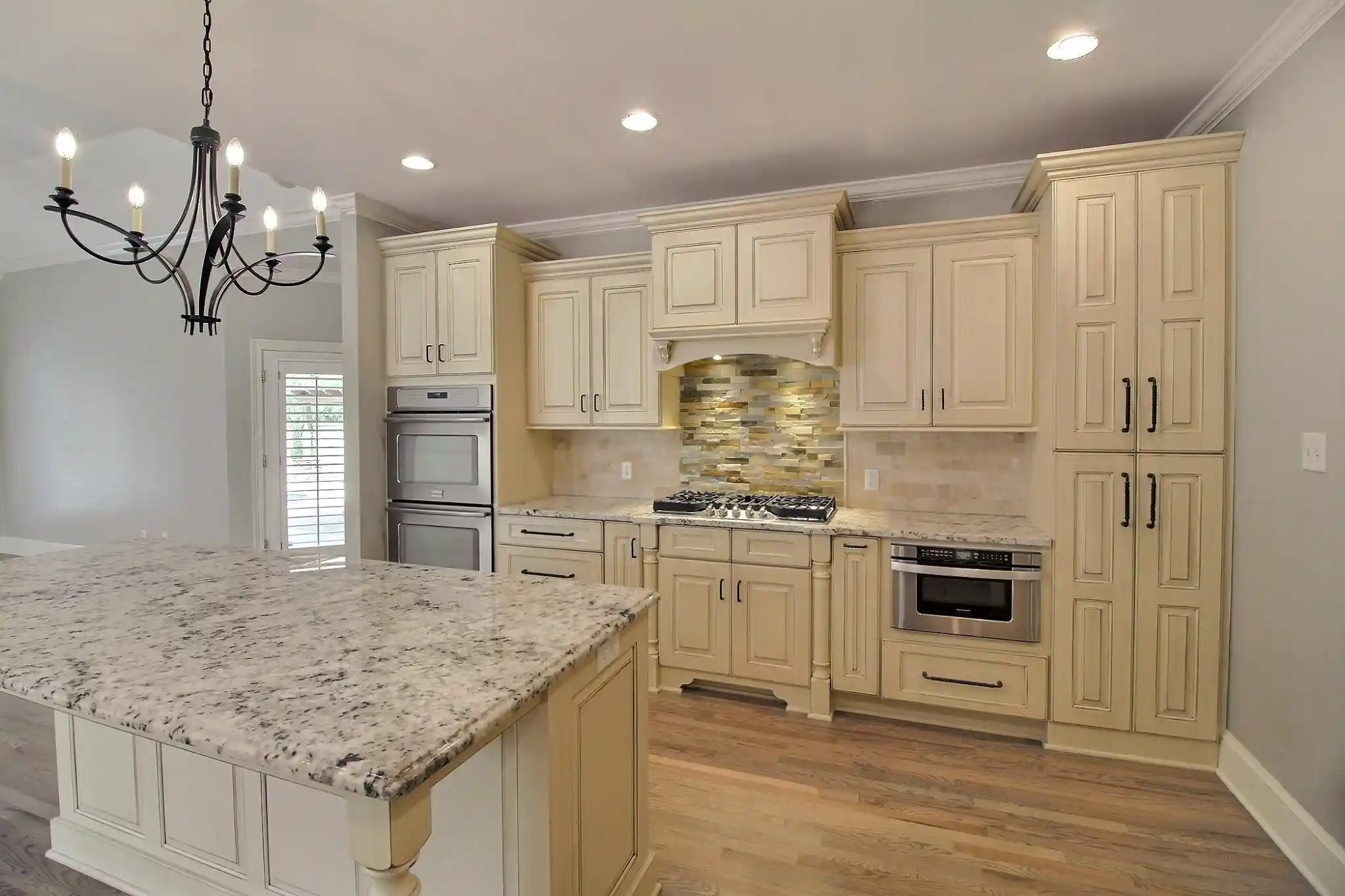 Photo 3 of Single family home for sale at 595 Kenrose St, Collierville, TN 38017 | MLS# 10220039 | Listing updated on 2026-09-09