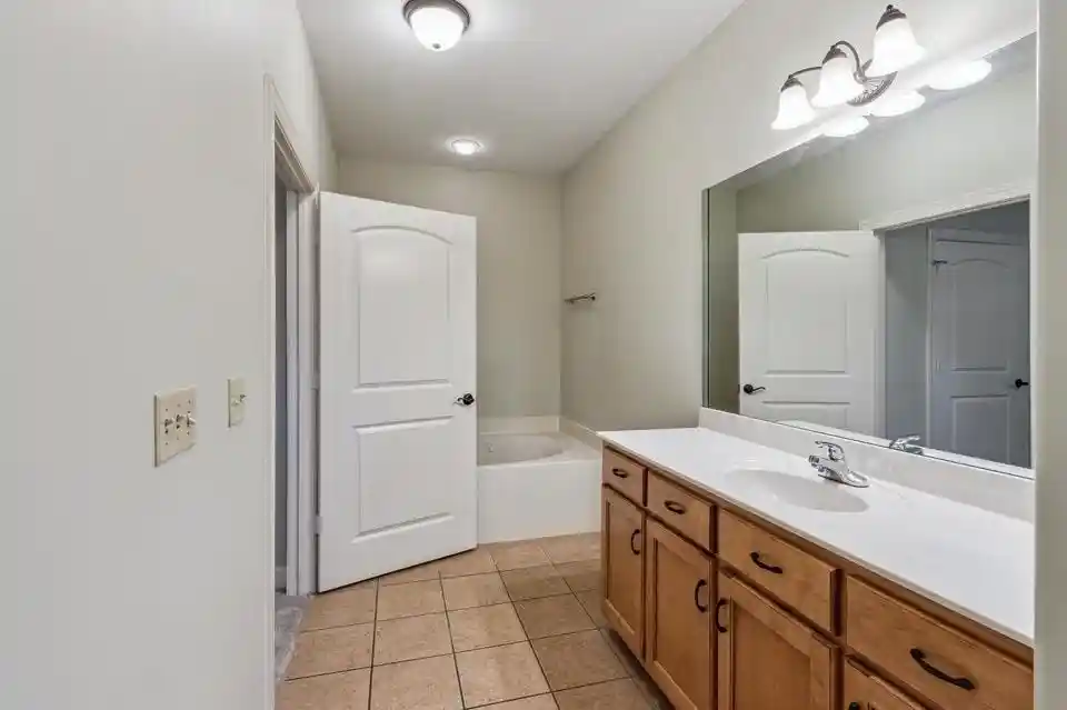 Photo 2 of Condo for sale at 1595 Dexter Grv Ct #101, Cordova, TN 38016 | MLS# 10220069 | Listing updated on 2026-09-02