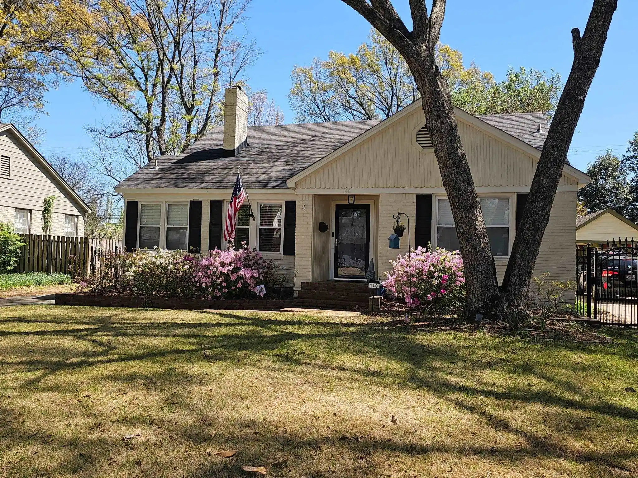 Homes for sale in Memphis, TN | 140 Alexander St, Memphis, TN 38111 | MLS# 10220074