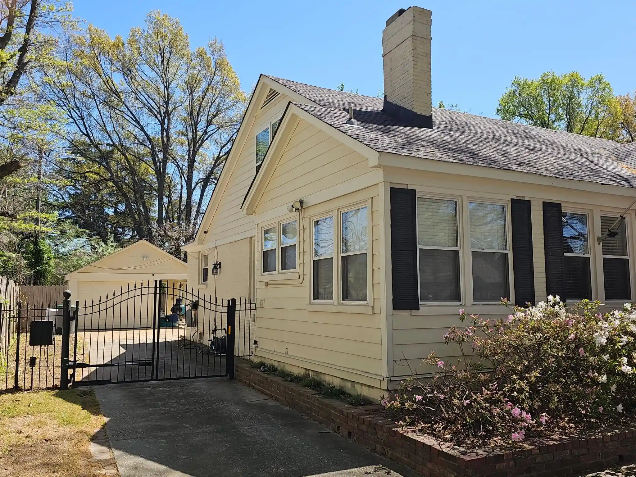 Homes for sale in Memphis, TN | 140 Alexander St, Memphis, TN 38111 | MLS# 10220074