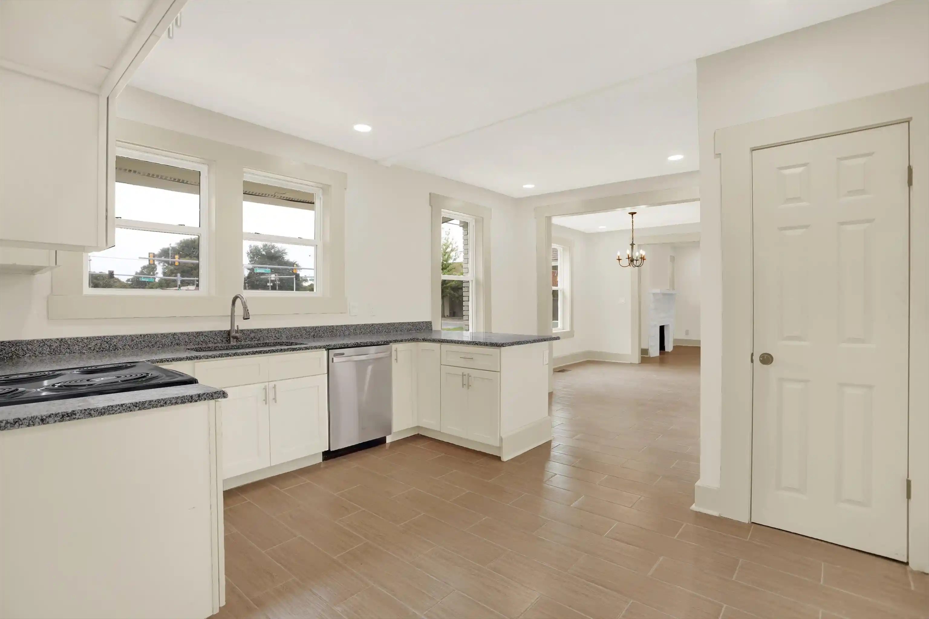 2nd image of 862 N Evergreen St, Memphis, TN 38107 | MLS# 10220109